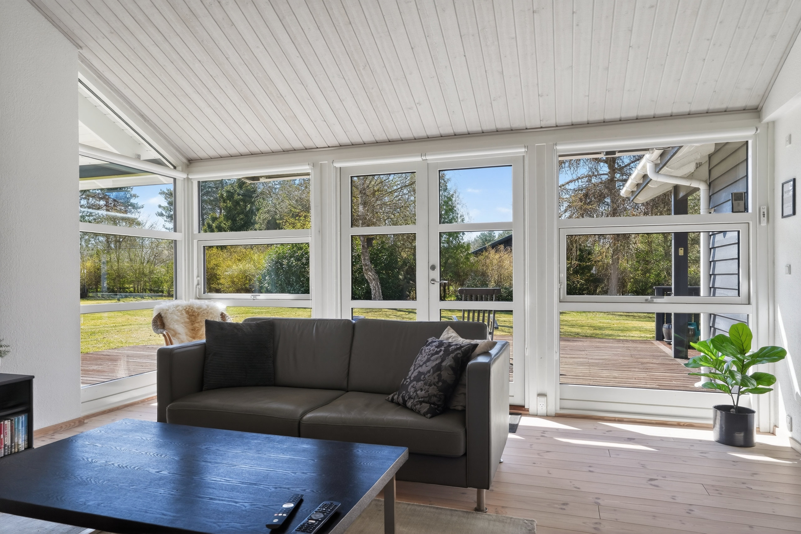 Fremhævet stue billede i fuldskærmstilstand. Billede af Odinsvej 11, 4500 Nykøbing Sj