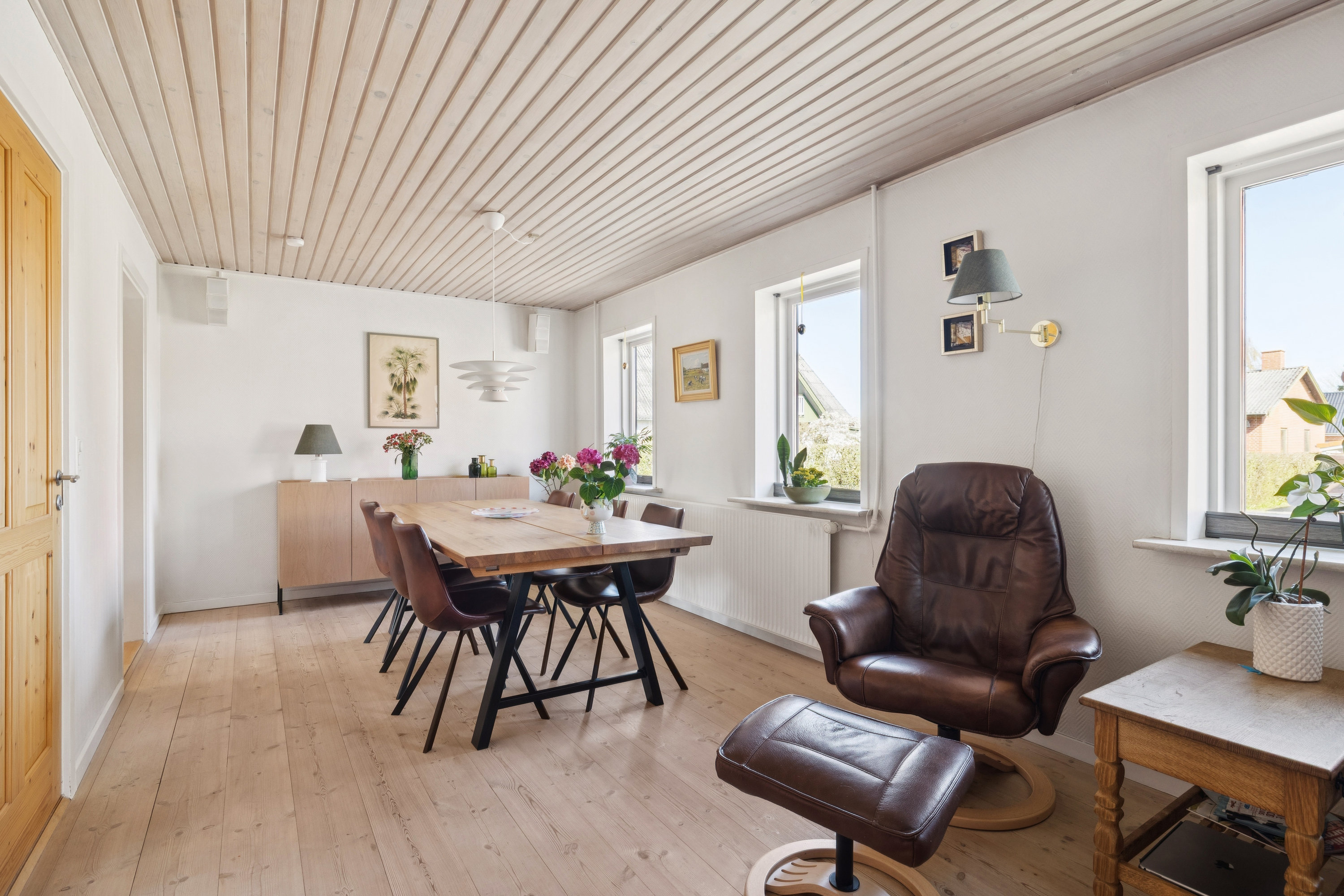 Fremhævet spisestue billede i fuldskærmstilstand. Billede af Mejlbyvej 114, 9610 Nørager