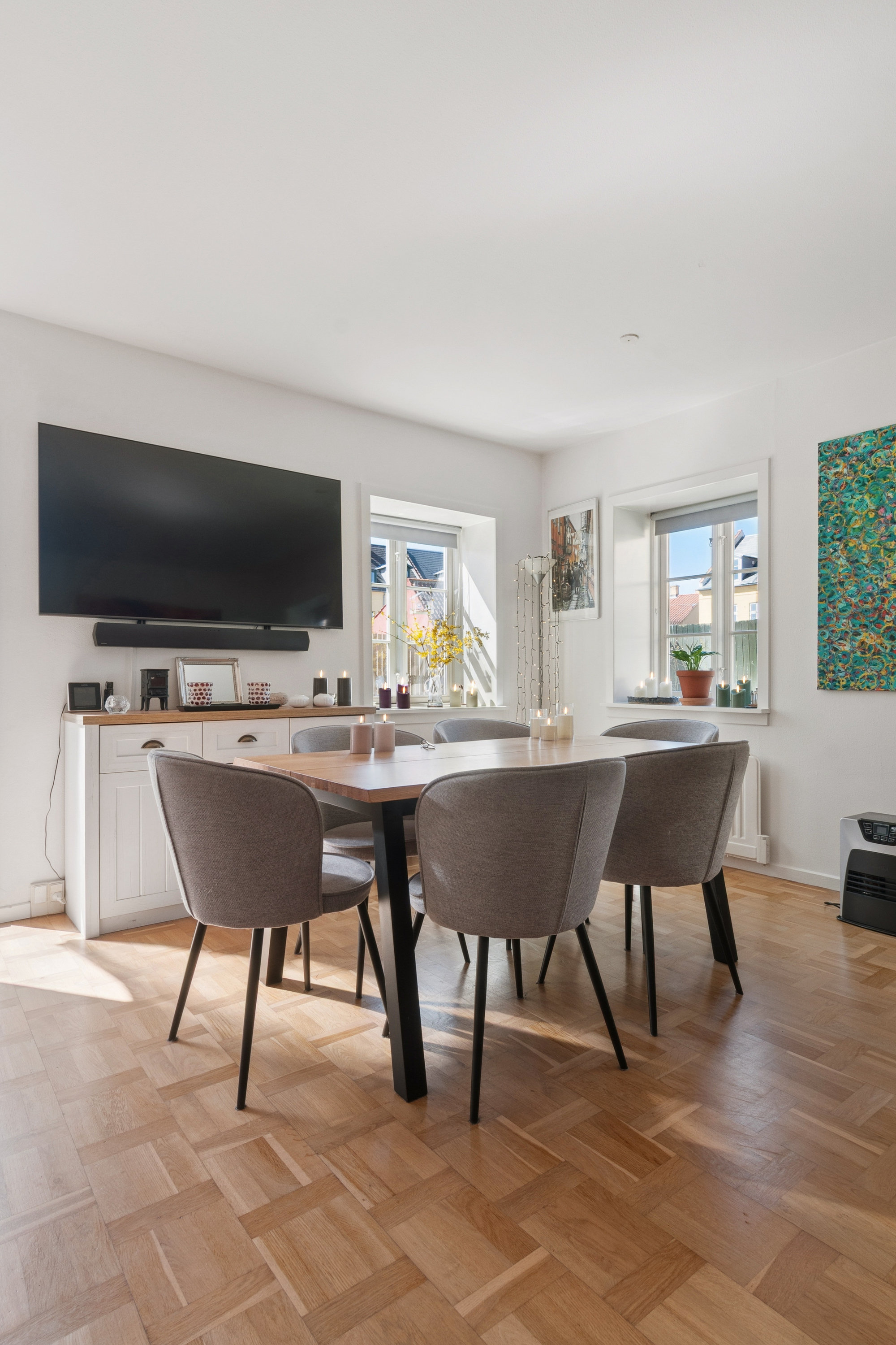 Fremhævet stue billede i fuldskærmstilstand. Billede af Sct Anna Gade 51C, 3000 Helsingør