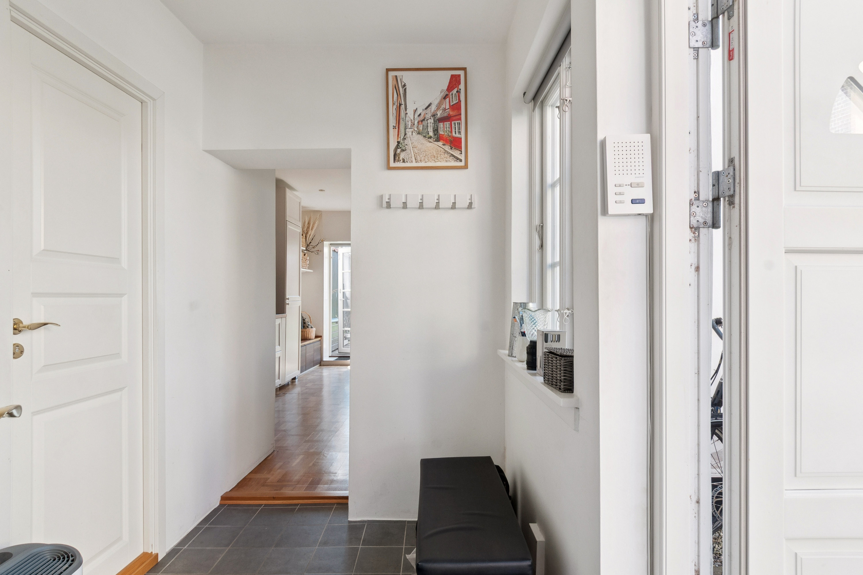 Fremhævet gang billede i fuldskærmstilstand. Billede af Sct Anna Gade 51C, 3000 Helsingør