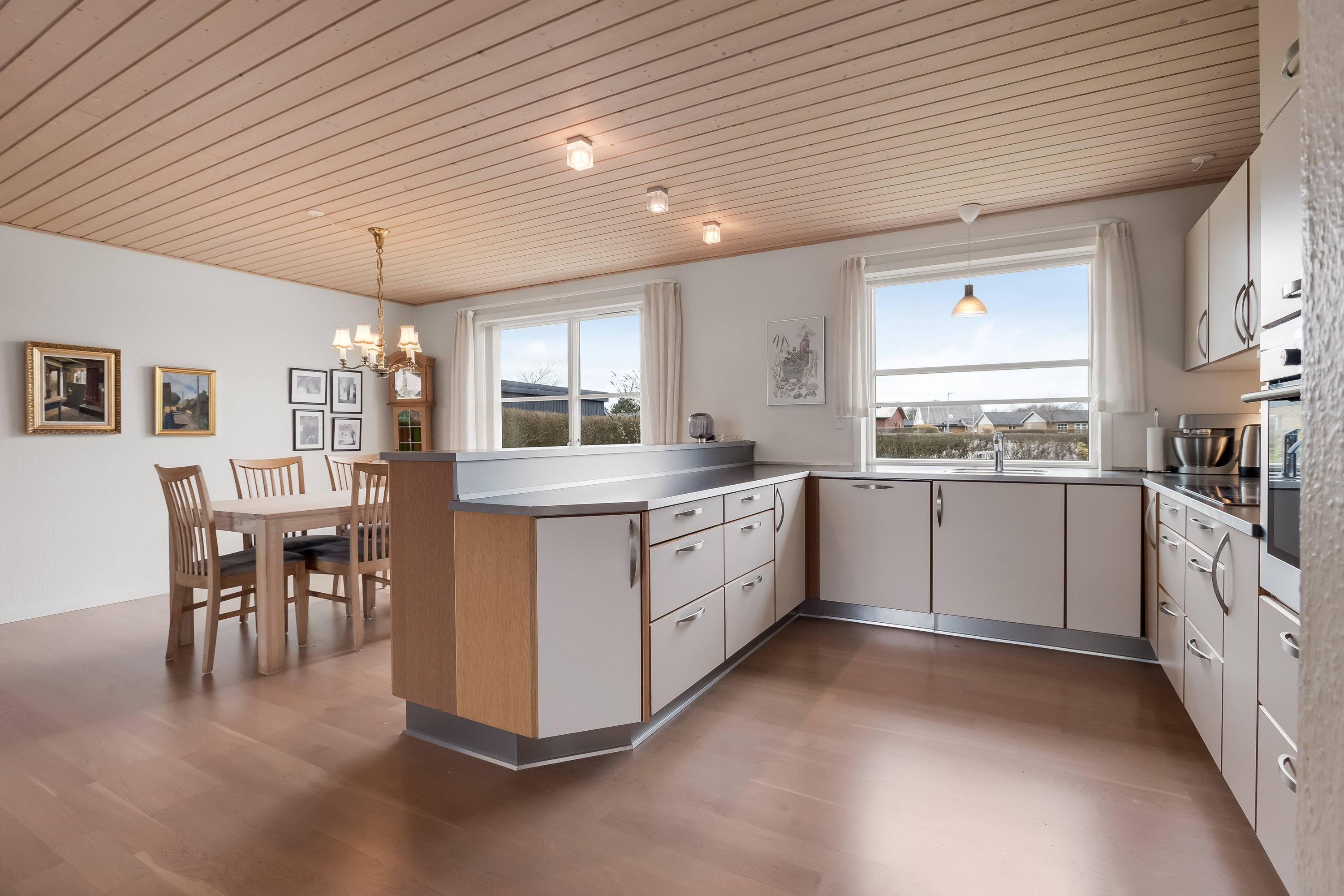 Fremhævet køkken alrum  billede i fuldskærmstilstand. Billede af Langagervej 51, 6900 Skjern