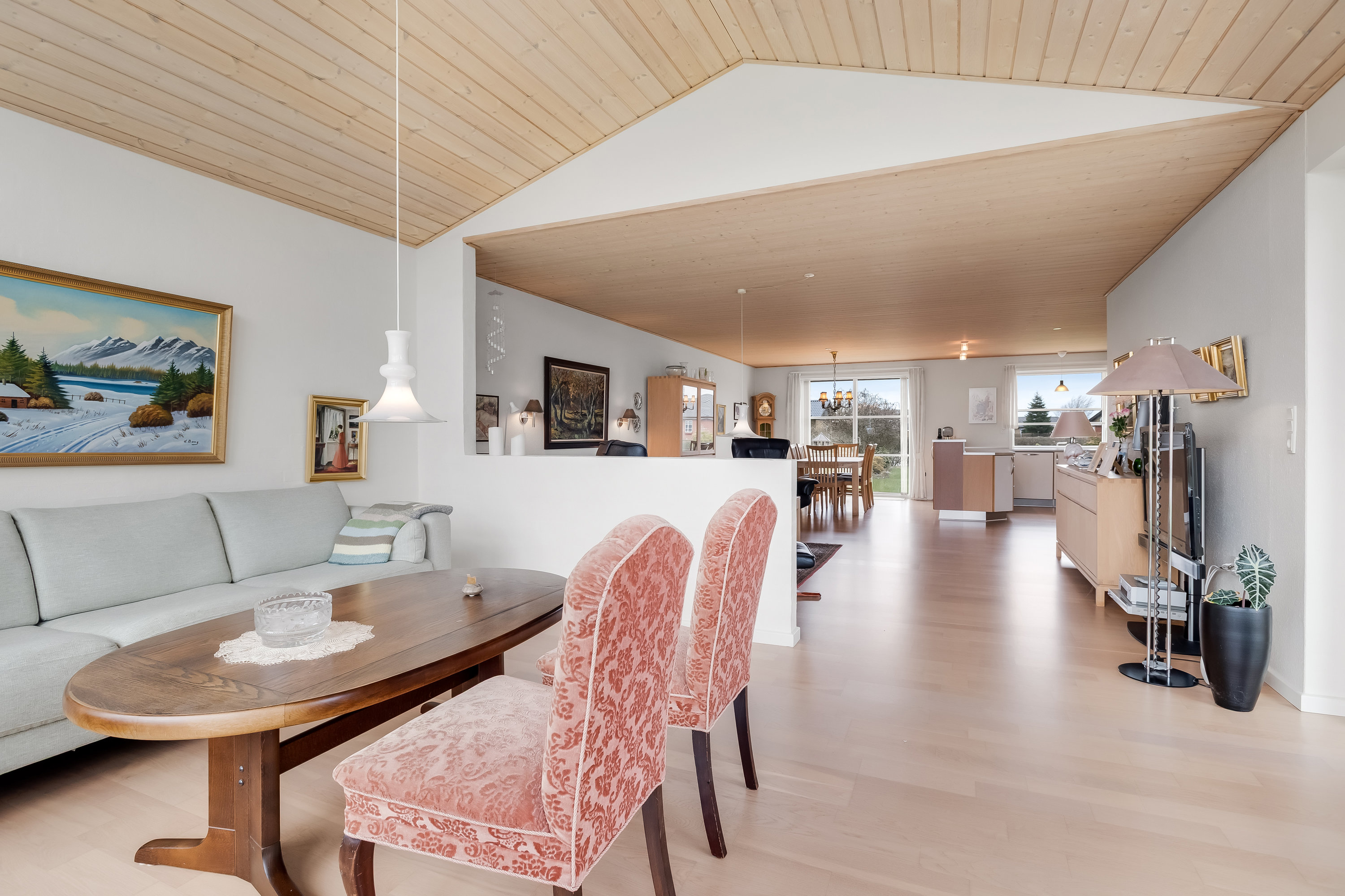 Fremhævet stue billede i fuldskærmstilstand. Billede af Langagervej 51, 6900 Skjern