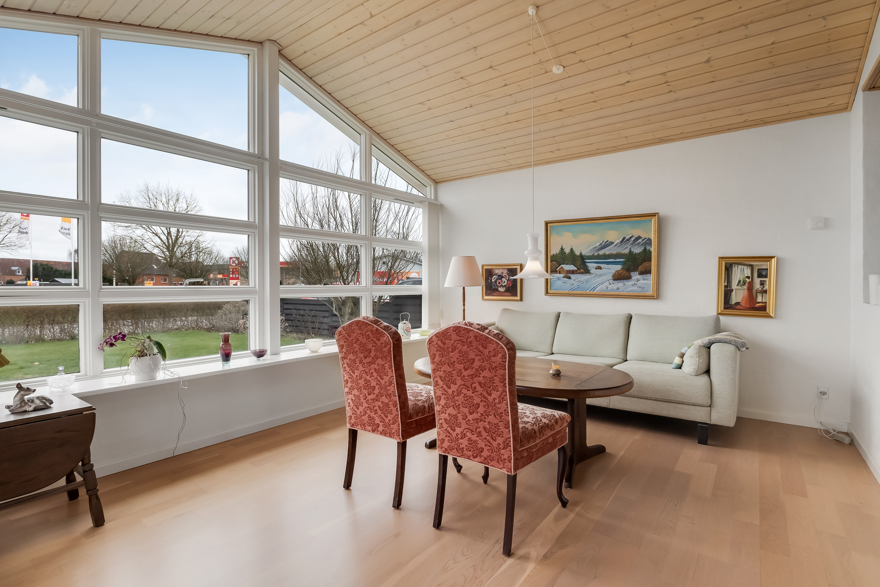 Fremhævet stue billede i fuldskærmstilstand. Billede af Langagervej 51, 6900 Skjern