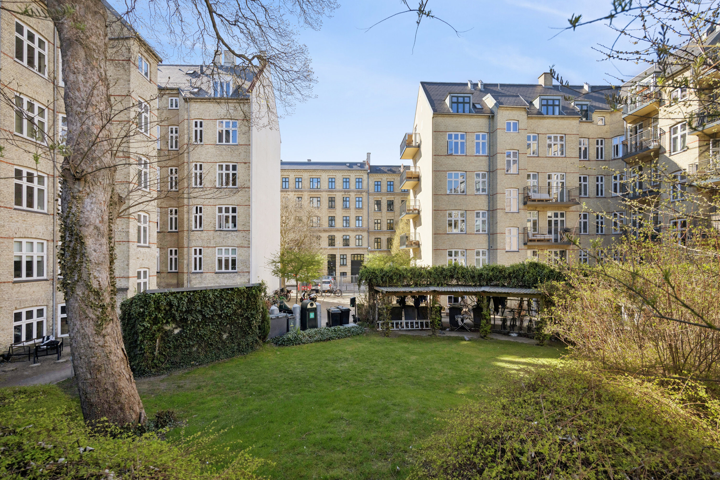 Fremhævet andet billede i fuldskærmstilstand. Billede af Adilsvej 13, 4. th., 2000 Frederiksberg