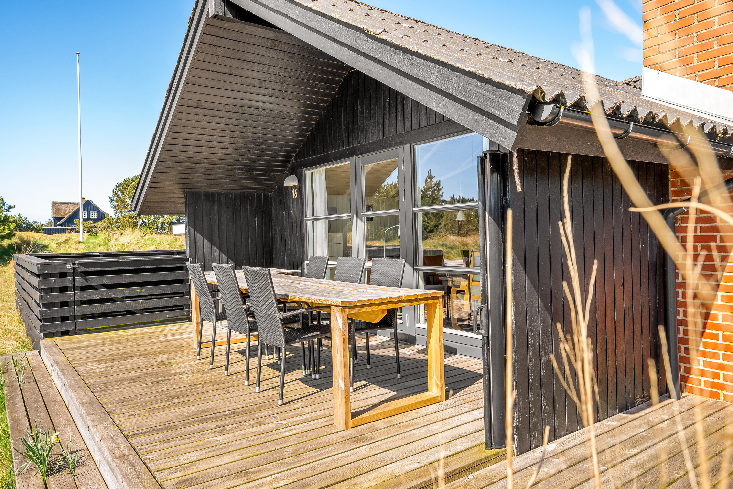 Fremhævet terrasse billede i fuldskærmstilstand. Billede af Nørre Meldbjergdal 16, Fanø Bad, 6720 Fanø