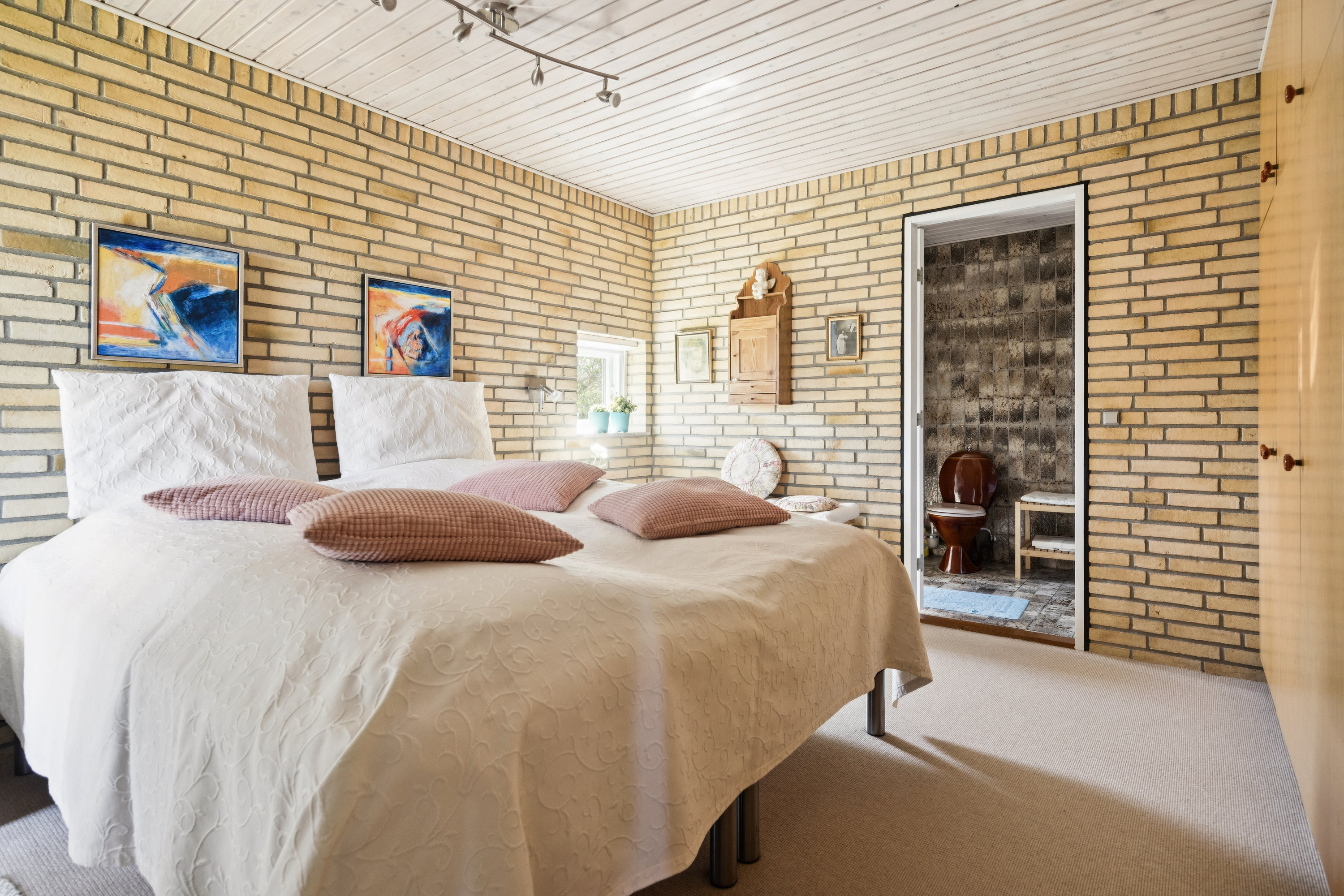 Fremhævet værelse billede i fuldskærmstilstand. Billede af Østervang 3, 9362 Gandrup