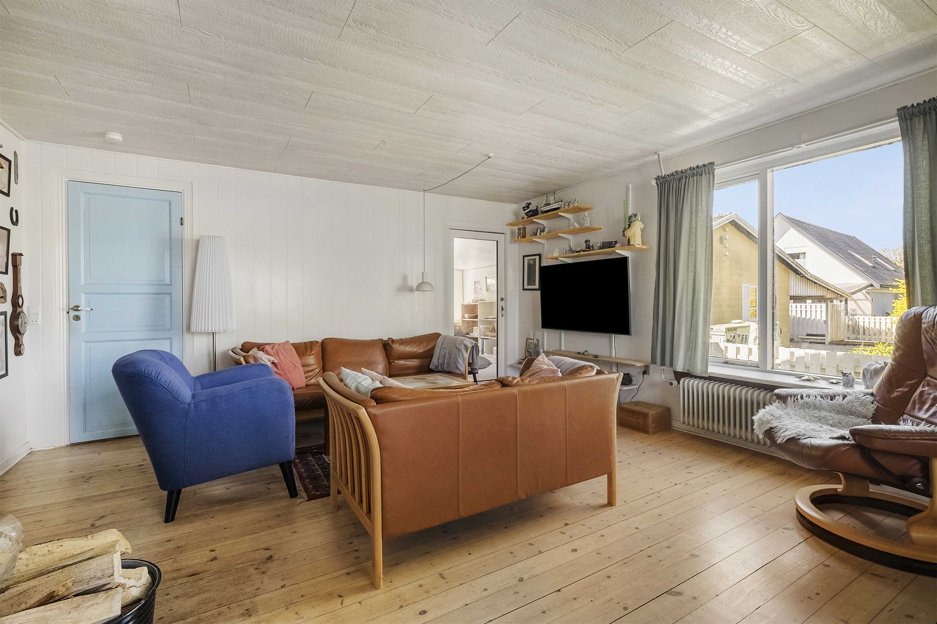 Fremhævet stue billede i fuldskærmstilstand. Billede af Broholmvej 142, Frølunde Fed, 4220 Korsør