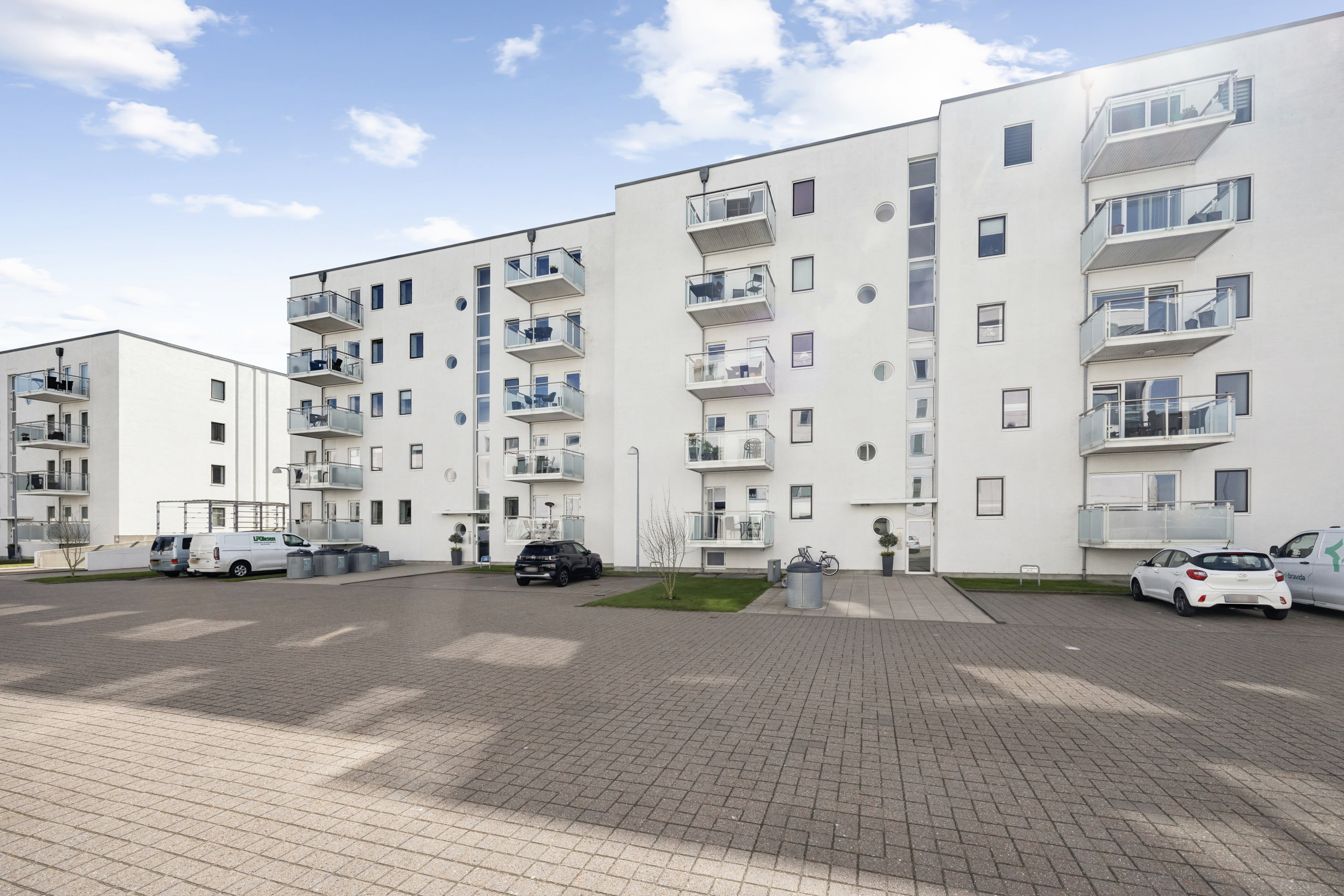 Fremhævet andet billede i fuldskærmstilstand. Billede af Carl Klitgaards Vej 15, st.. tv., 9400 Nørresundby