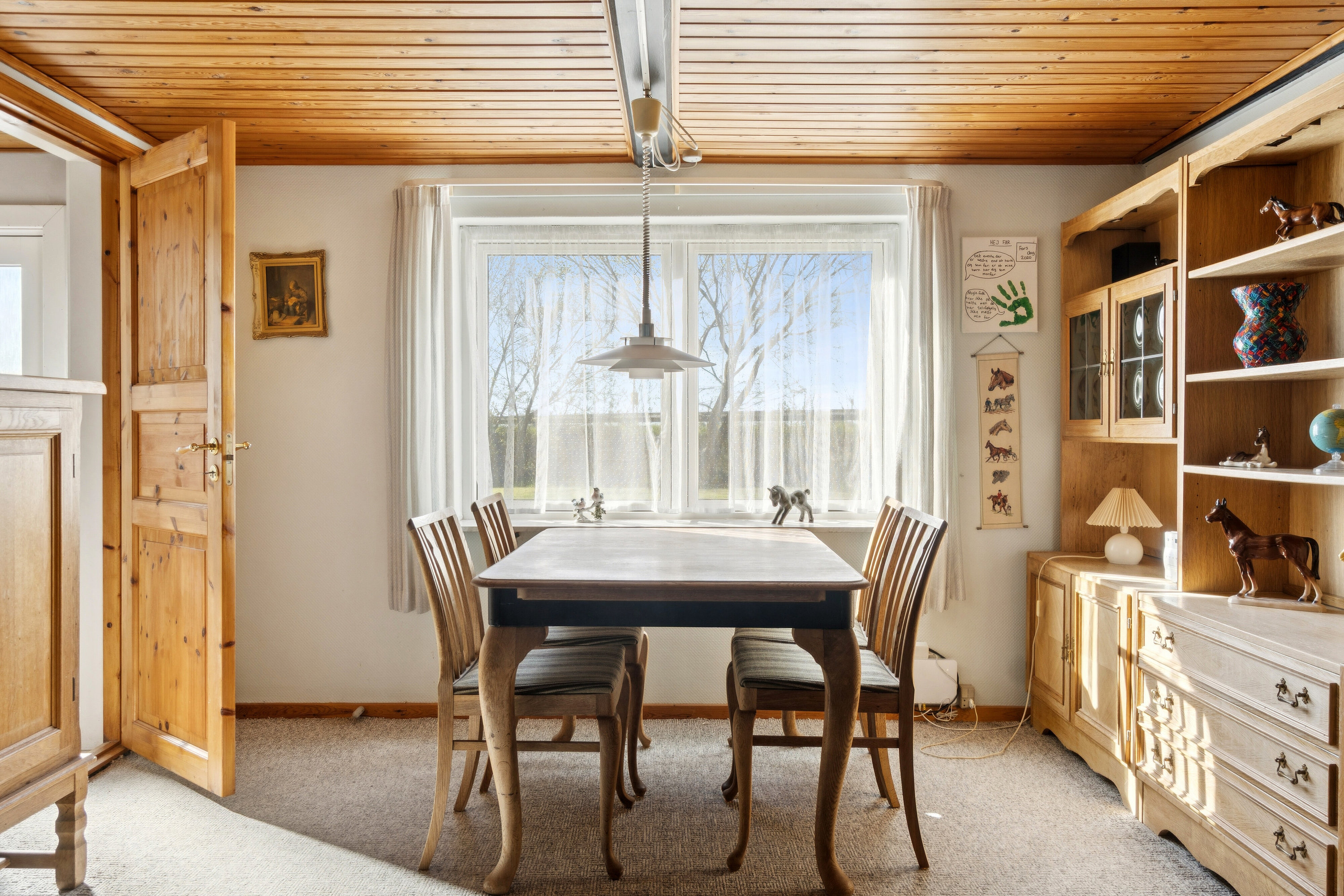 Fremhævet spisestue billede i fuldskærmstilstand. Billede af Lundby Byvej 40, Lundby, 4230 Skælskør