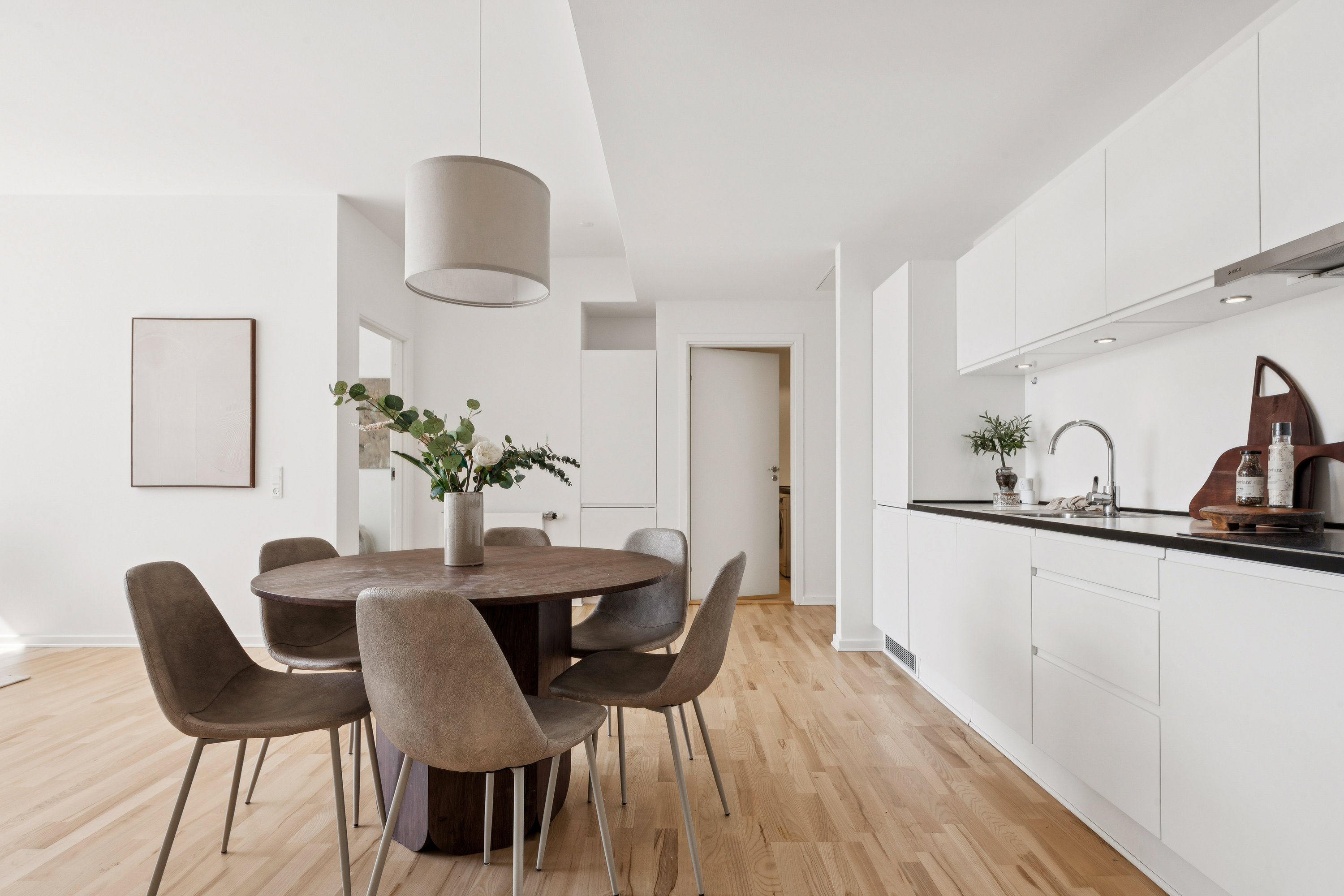 Fremhævet køkken billede i fuldskærmstilstand. Billede af Bagsværd Hovedgade 132, 1. 4., 2880 Bagsværd