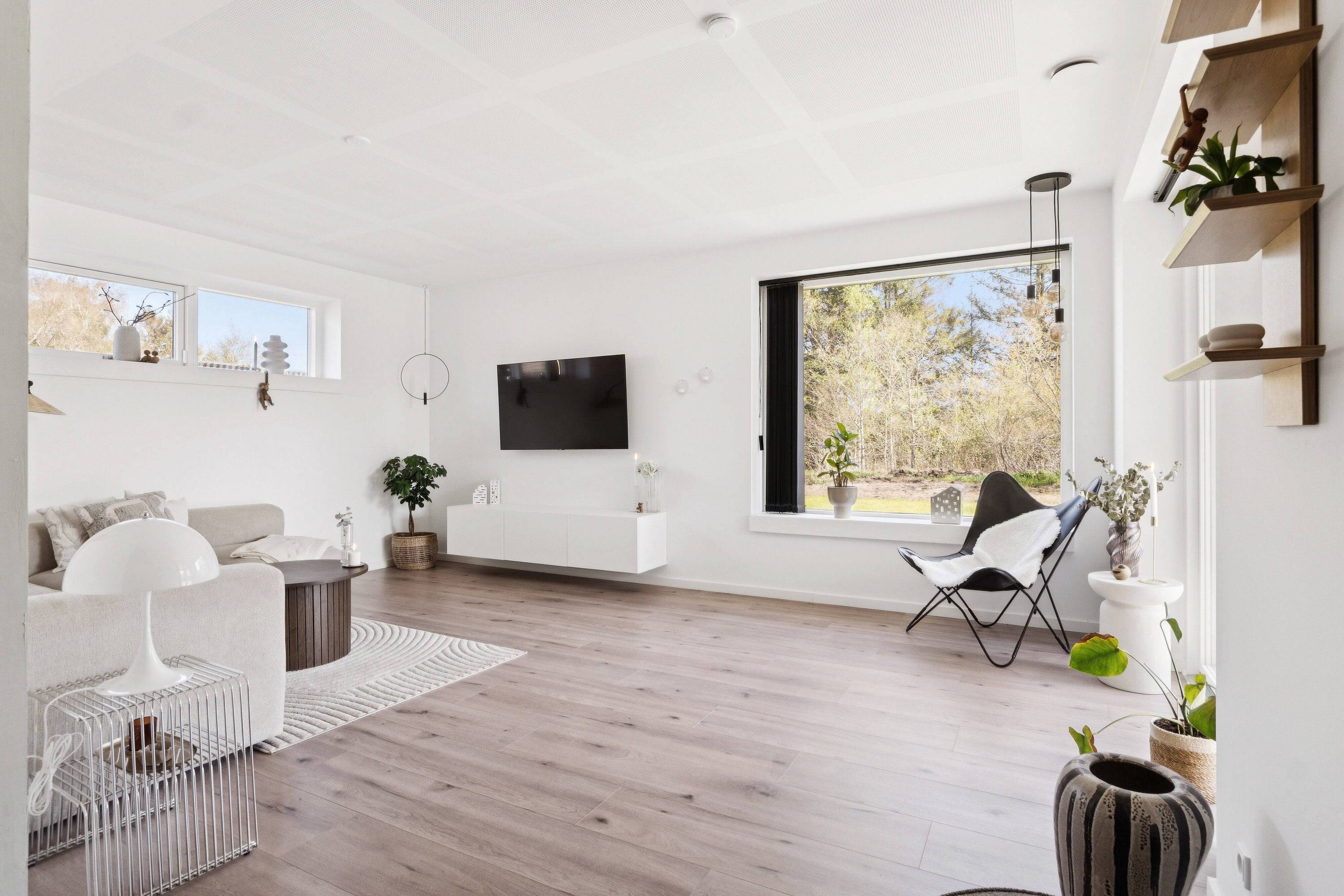 Fremhævet stue billede i fuldskærmstilstand. Billede af Klokkelyngen 8, 7470 Karup J