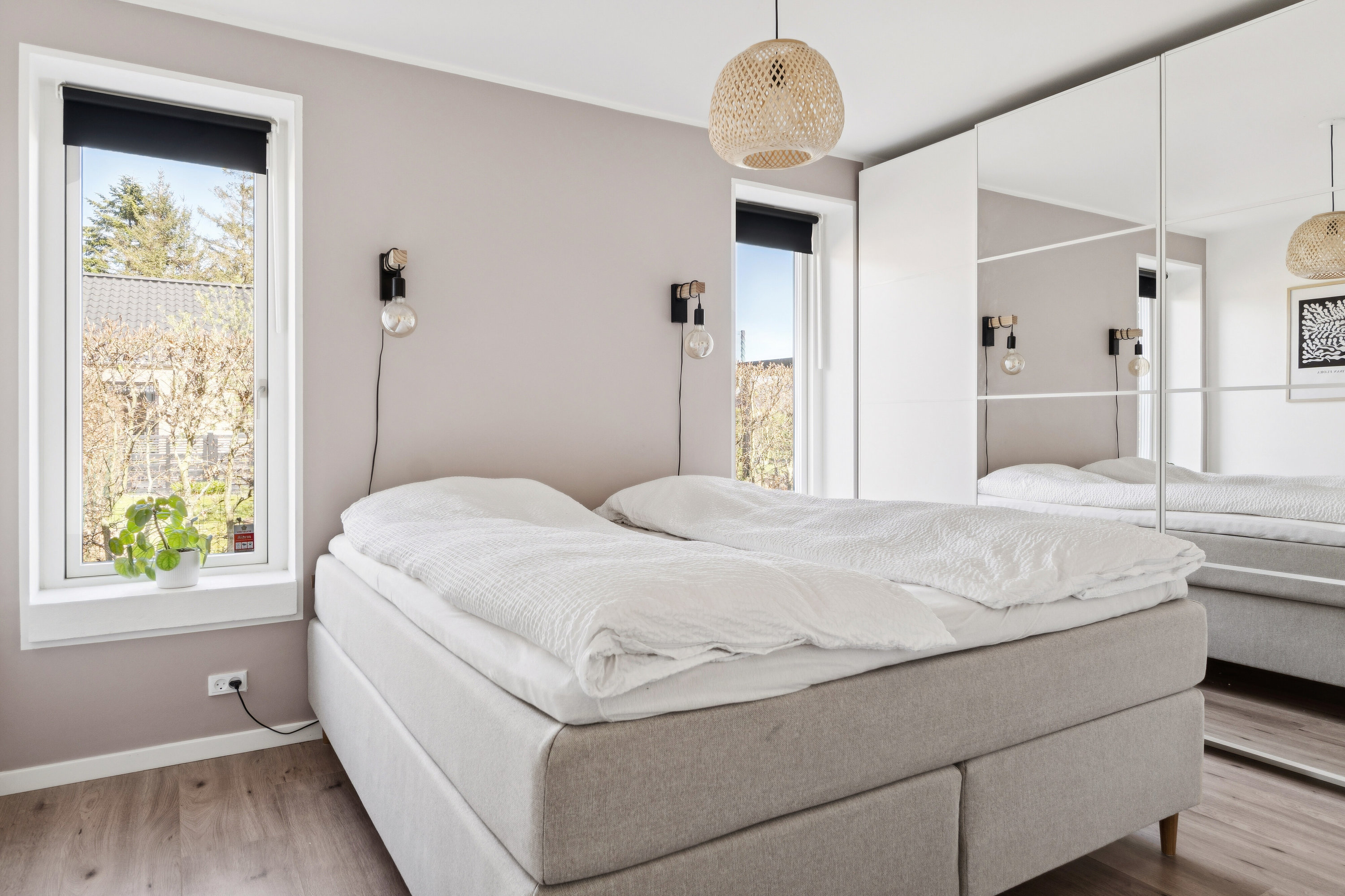 Fremhævet soveværelse billede i fuldskærmstilstand. Billede af Klokkelyngen 8, 7470 Karup J