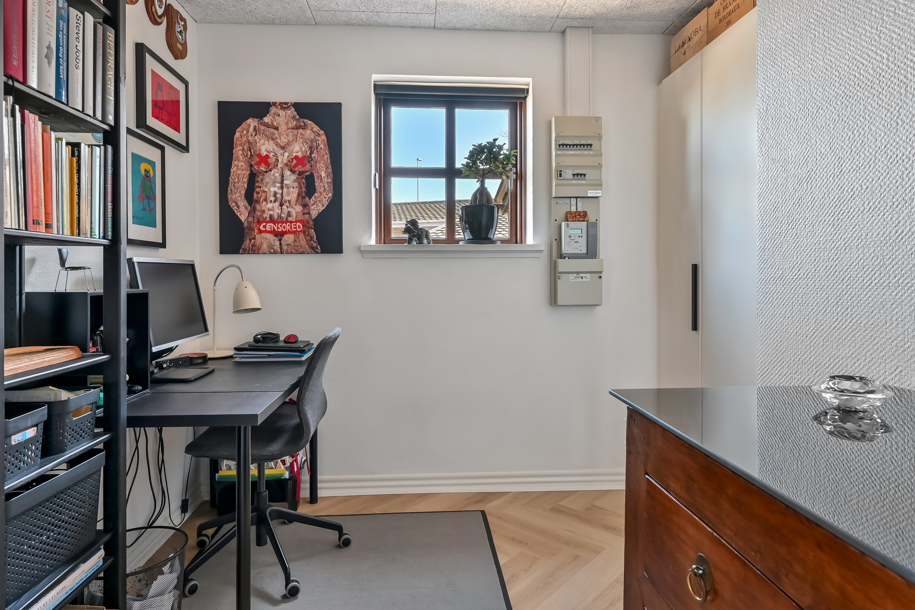 Fremhævet kontor billede i fuldskærmstilstand. Billede af Nøddevej 22, 7451 Sunds