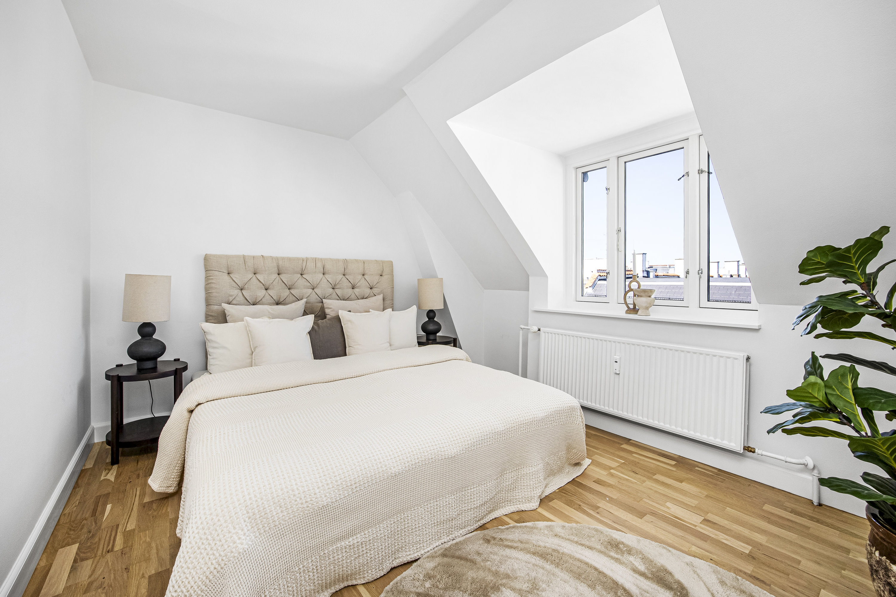 Fremhævet  billede i fuldskærmstilstand. Billede af Linnésgade 22C, 5. th., 1361 København K