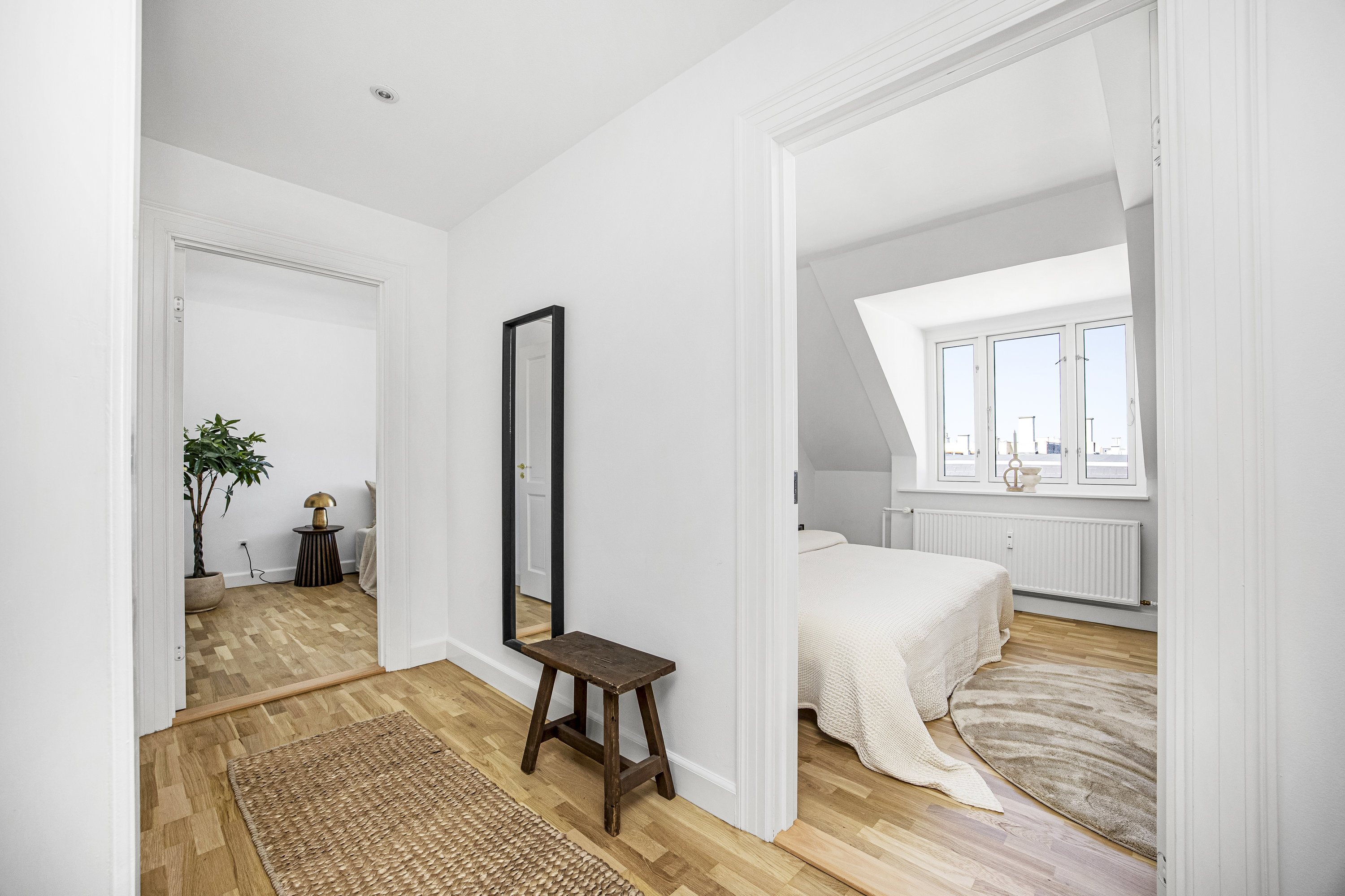 Fremhævet  billede i fuldskærmstilstand. Billede af Linnésgade 22C, 5. th., 1361 København K