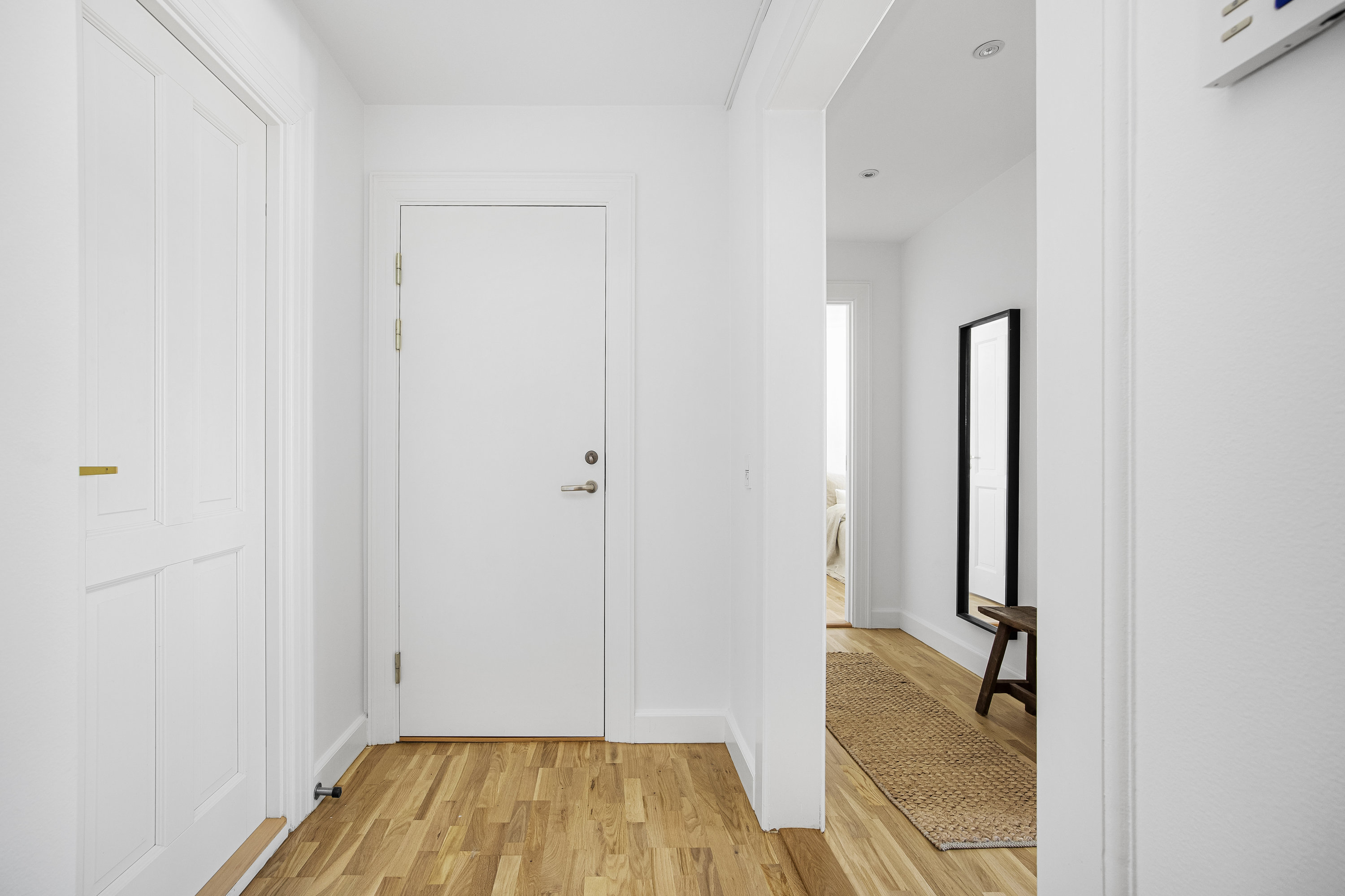 Fremhævet  billede i fuldskærmstilstand. Billede af Linnésgade 22C, 5. th., 1361 København K