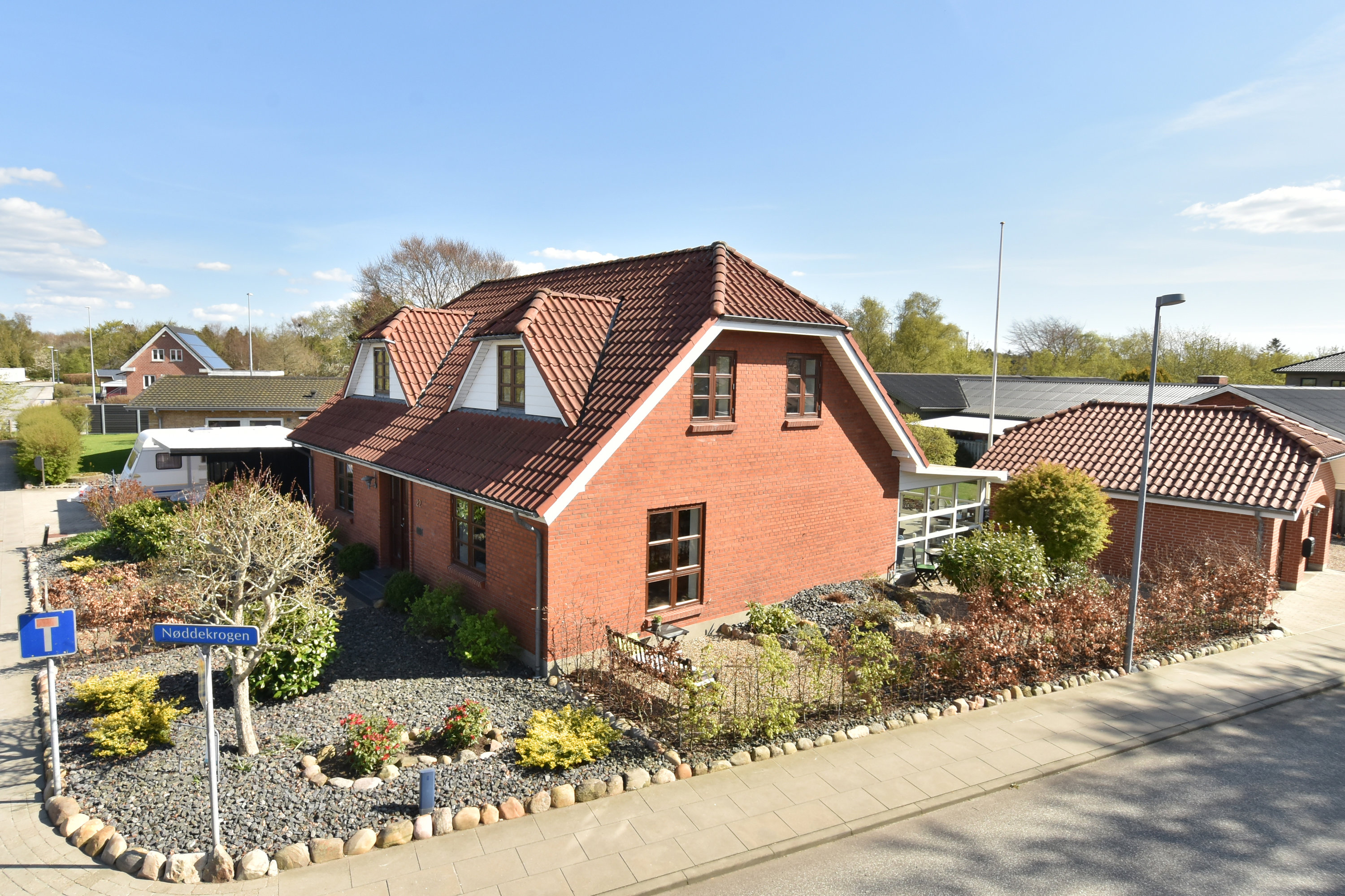 Fremhævet ejendommen billede i fuldskærmstilstand. Billede af Nøddevej 22, 7451 Sunds