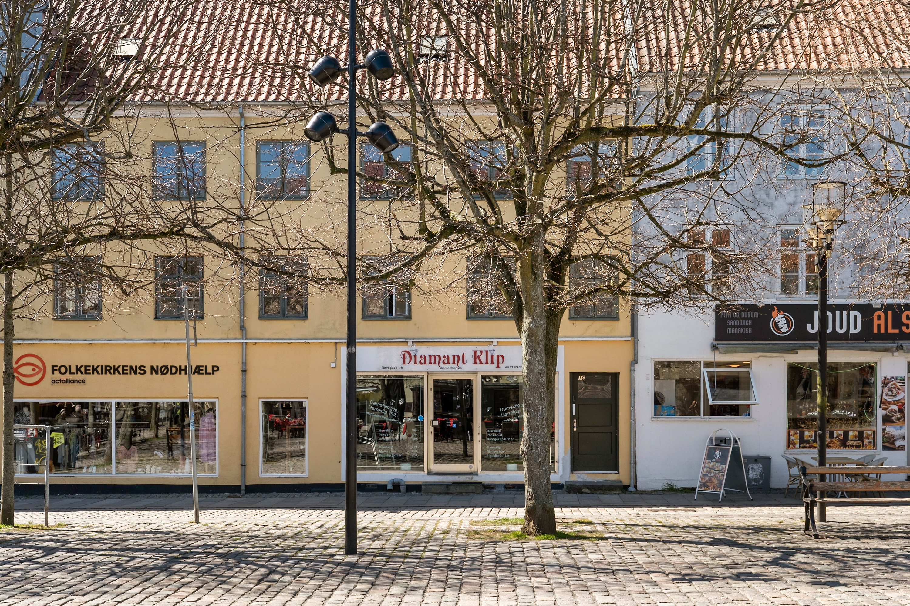 Fremhævet ejendommen billede i fuldskærmstilstand. Billede af Torvegade 1C, 1. th., 3000 Helsingør