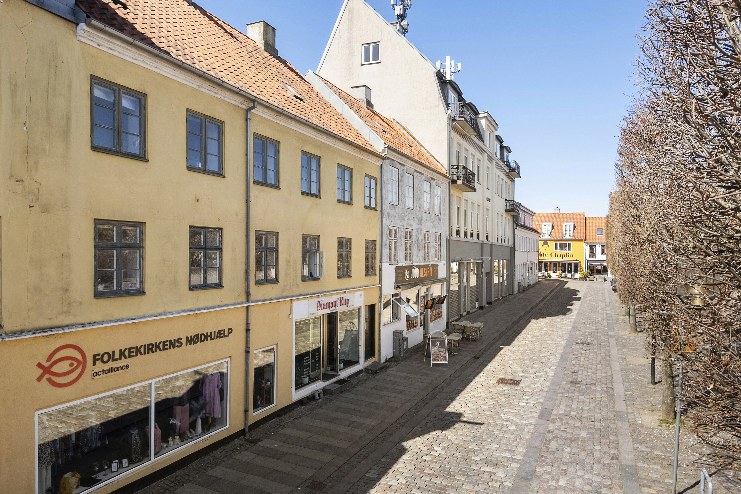 Fremhævet ejendommen billede i fuldskærmstilstand. Billede af Torvegade 1C, 1. th., 3000 Helsingør