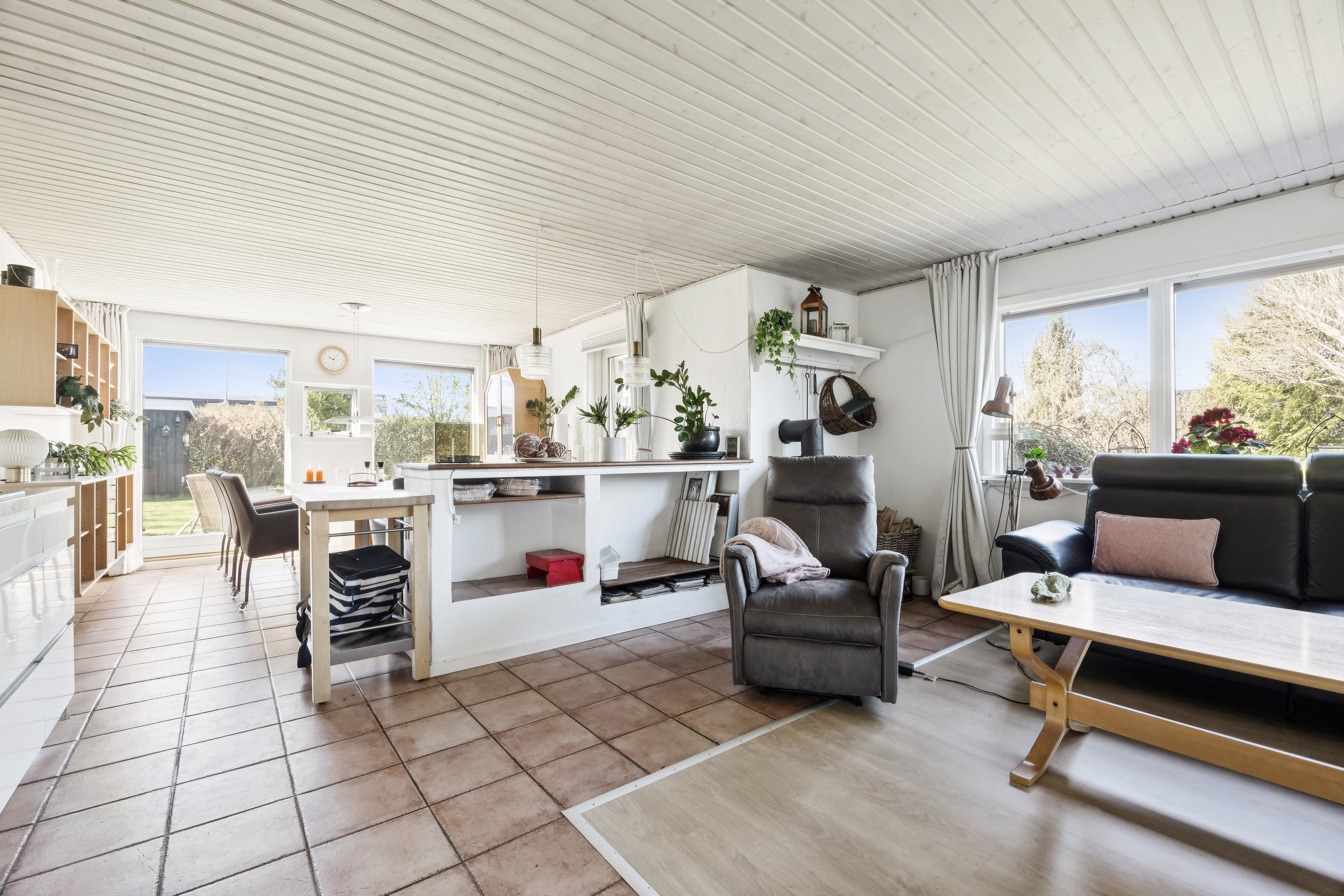 Fremhævet stue billede i fuldskærmstilstand. Billede af Nattergalevej 6, 4671 Strøby