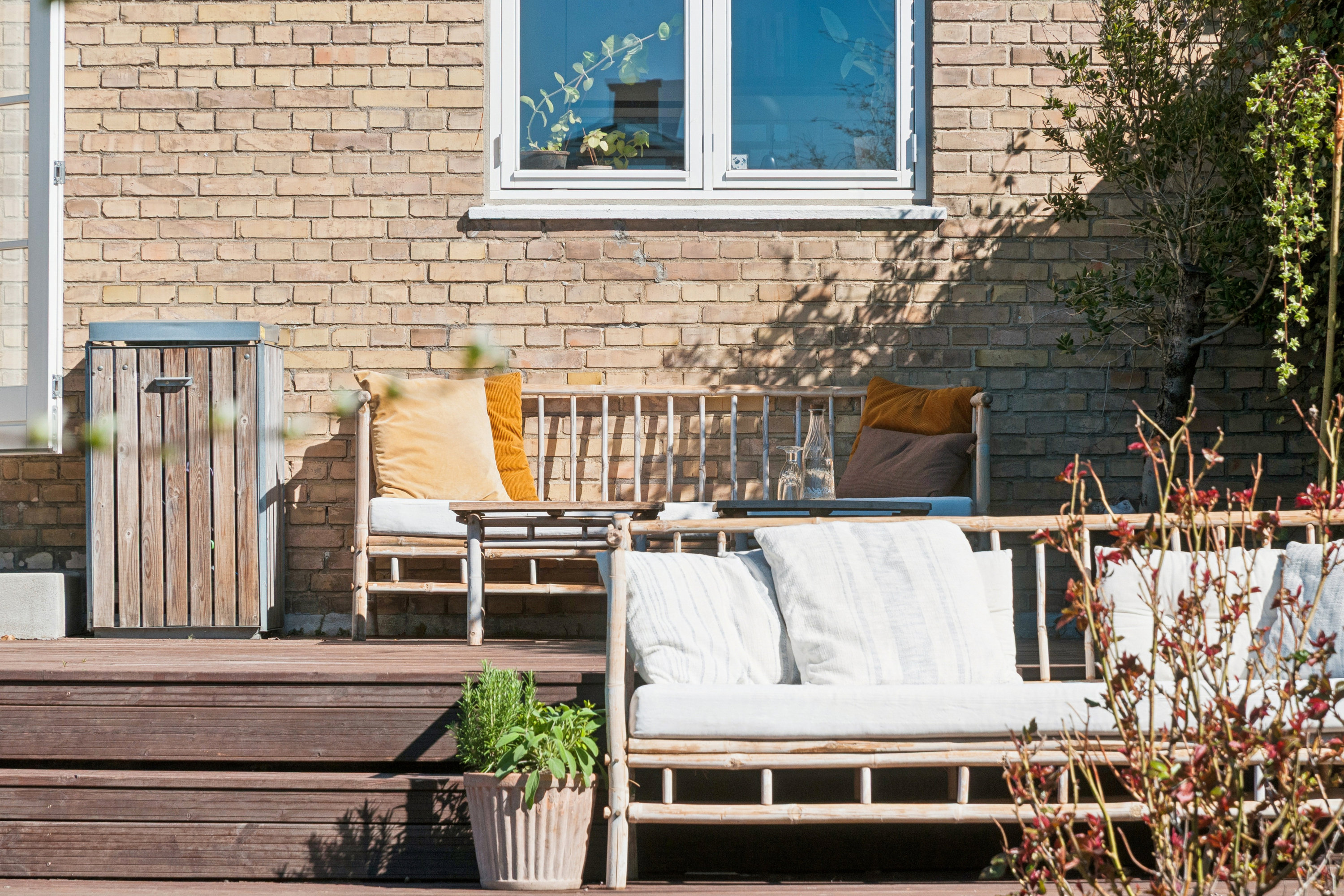 Fremhævet terrasse billede i fuldskærmstilstand. Billede af Vosborgvej 41, 2770 Kastrup