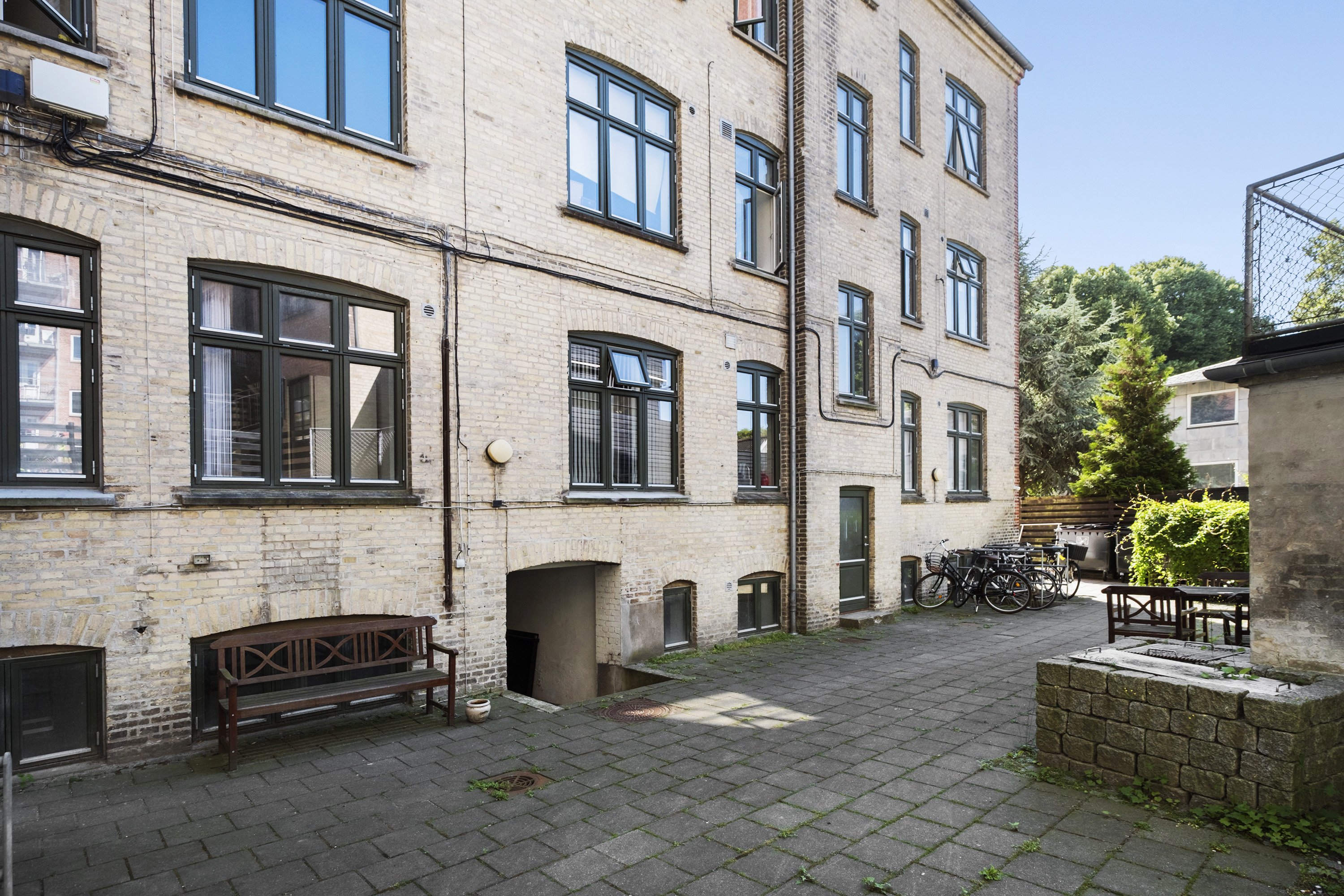 Fremhævet ejendommen billede i fuldskærmstilstand. Billede af Vesterbro 39, st.. tv., 9000 Aalborg