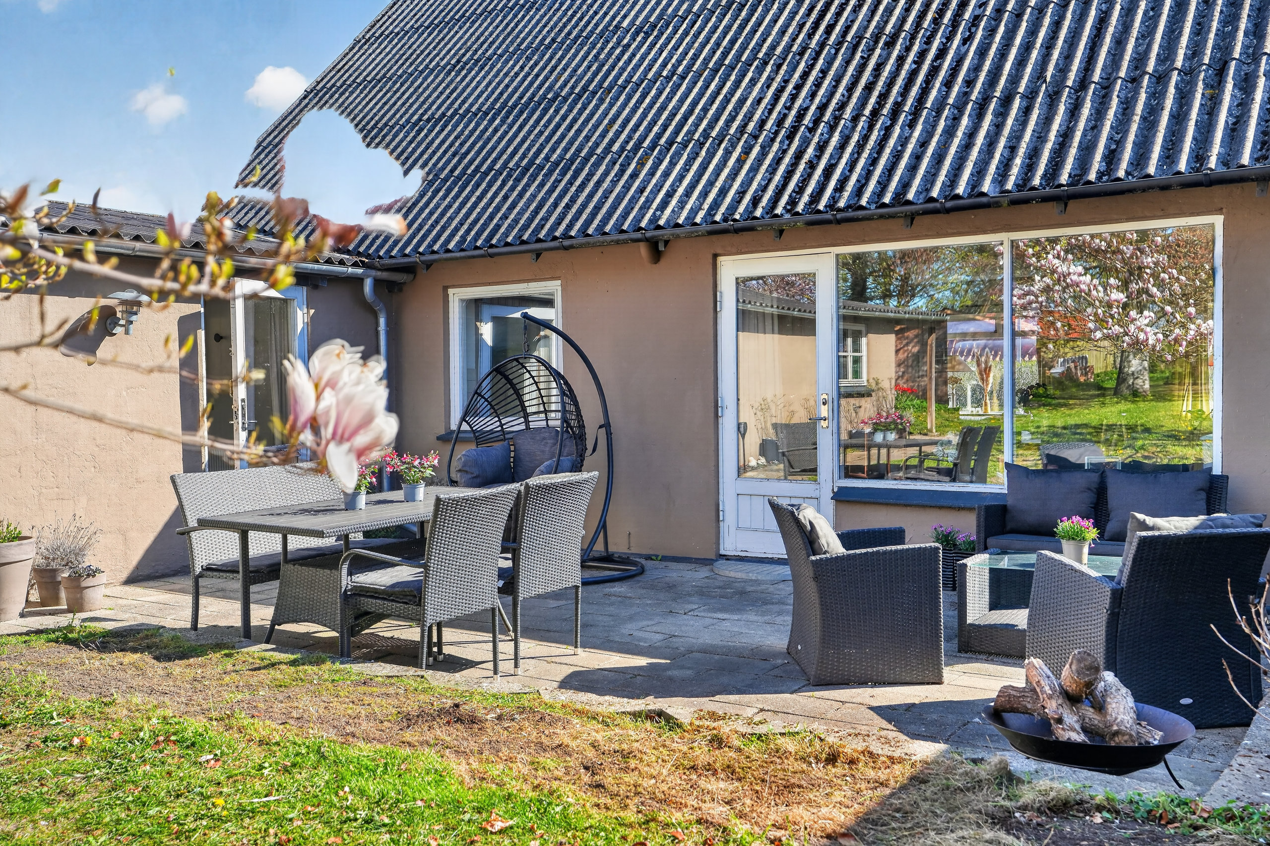 Fremhævet terrasse billede i fuldskærmstilstand. Billede af Kirkevej 7, 4532 Gislinge