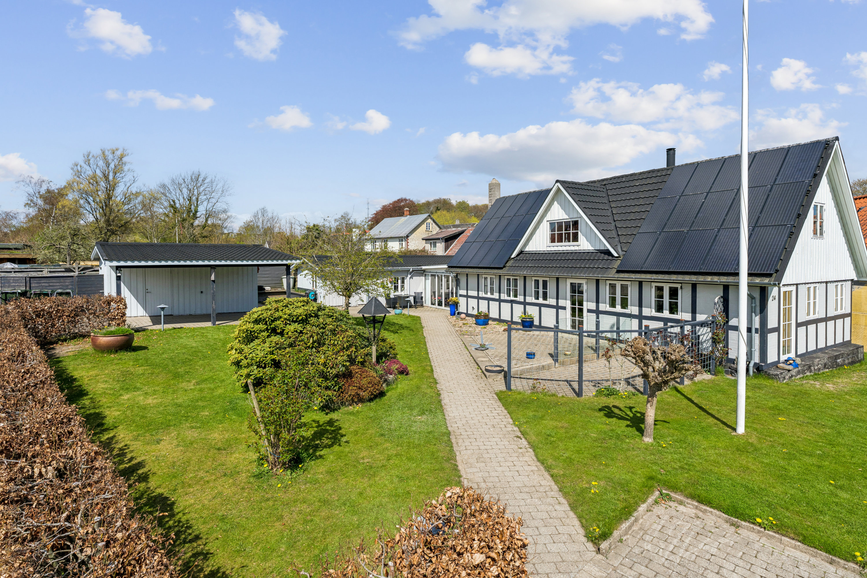 Knebel Bygade 24, 8420 Knebel