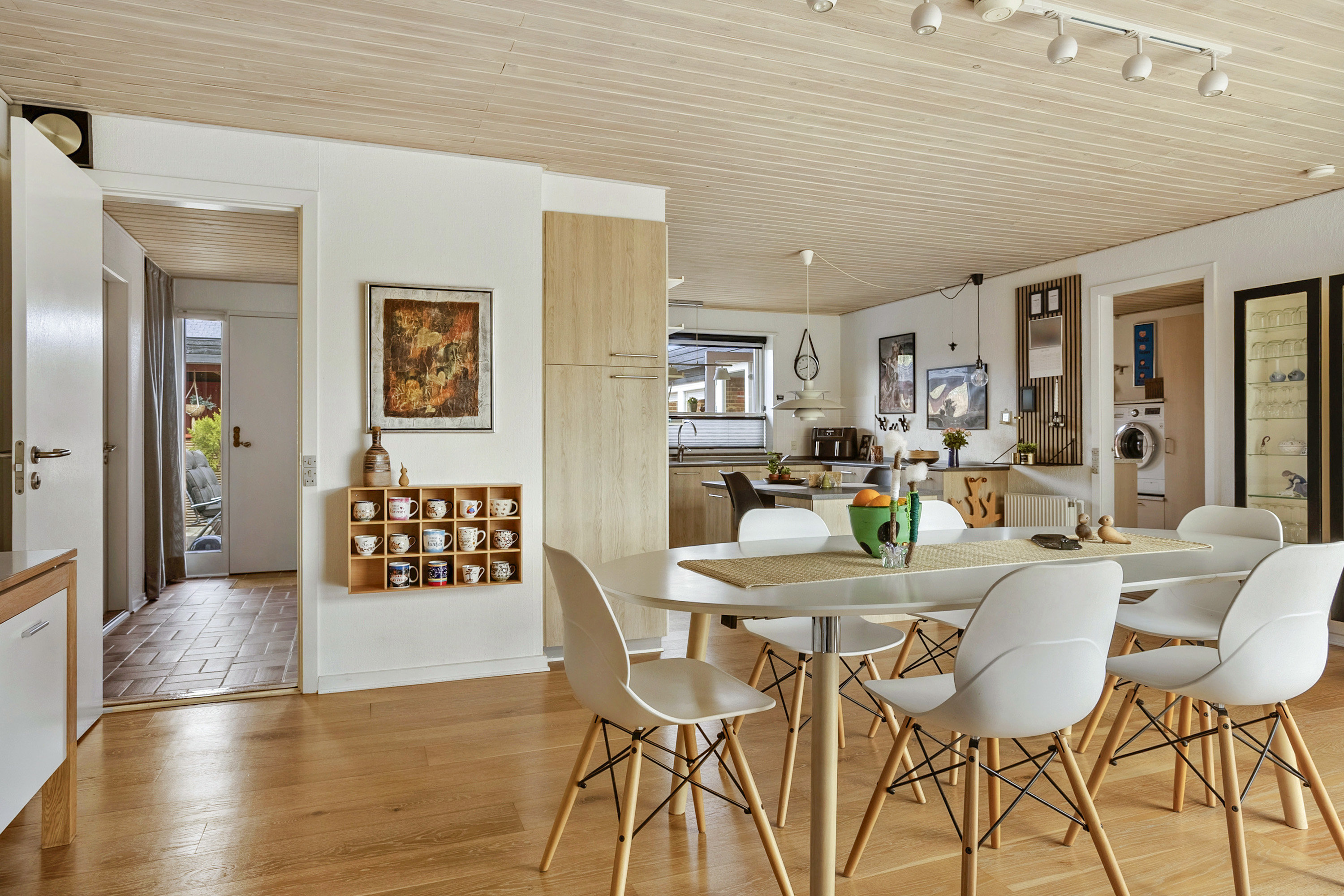 Fremhævet spisestue billede i fuldskærmstilstand. Billede af Hvedevænget 34, 6600 Vejen