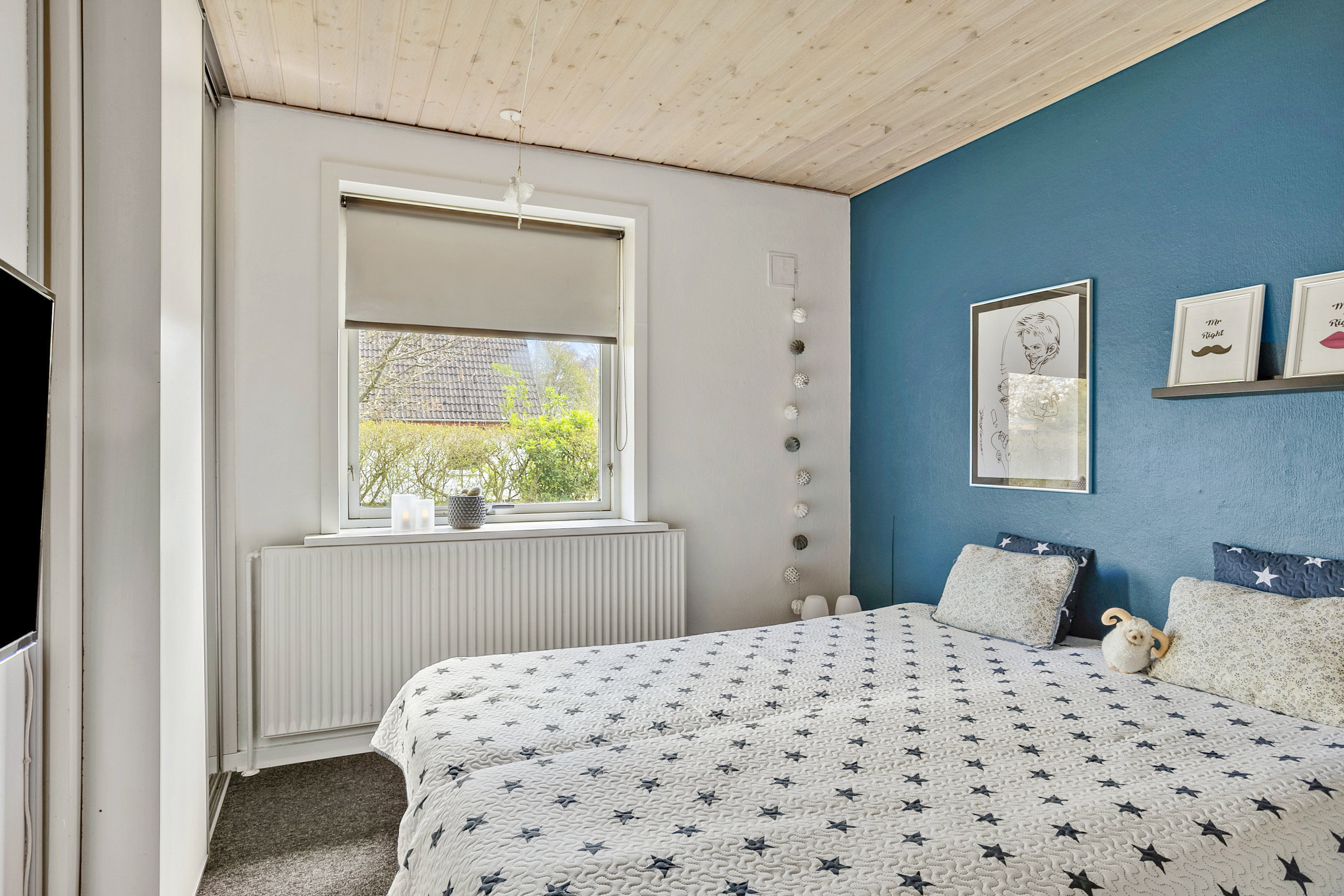 Fremhævet soveværelse billede i fuldskærmstilstand. Billede af Hvedevænget 34, 6600 Vejen