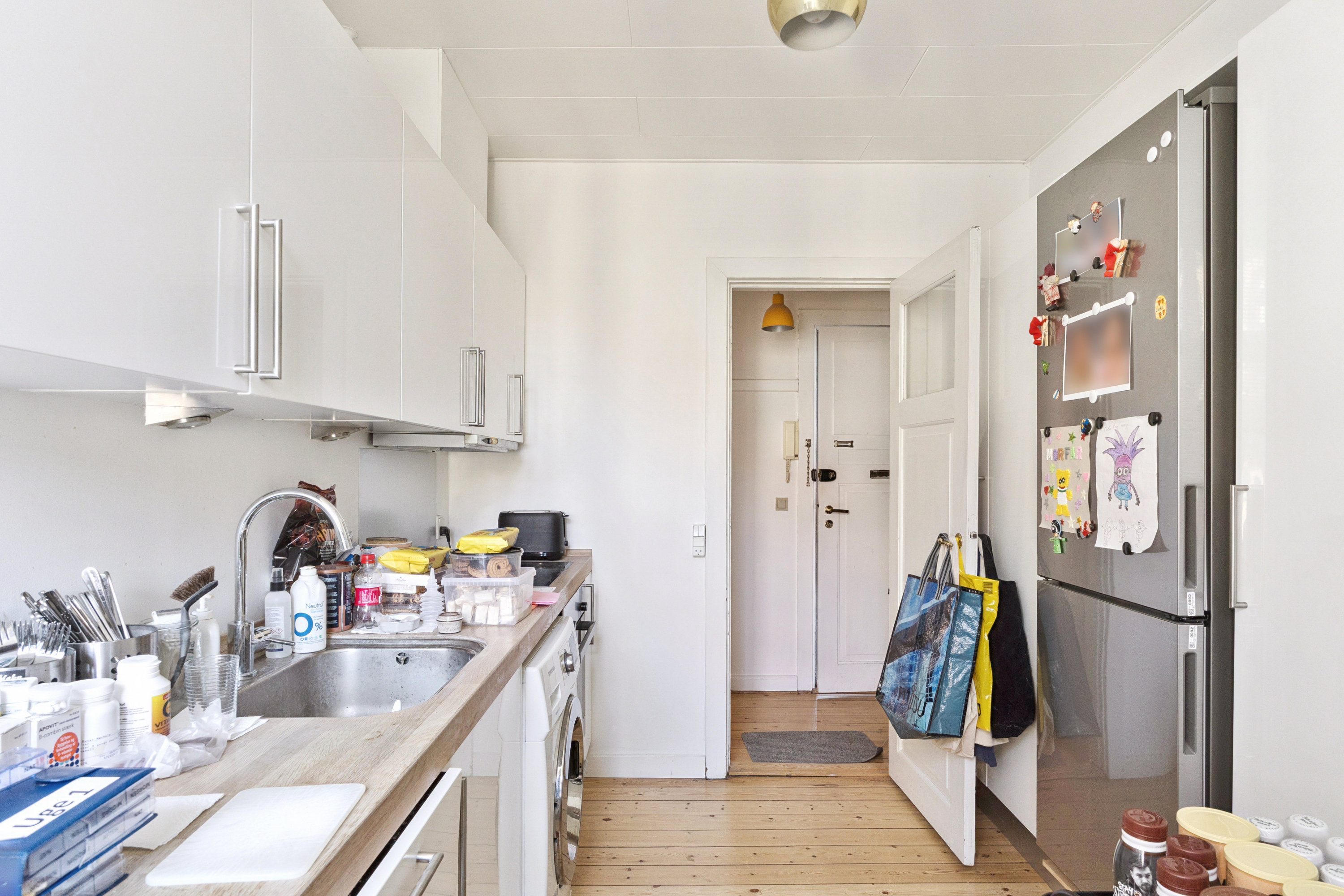 Fremhævet køkken billede i fuldskærmstilstand. Billede af Rasmus Rasks Vej 4, 3. th., 2500 Valby