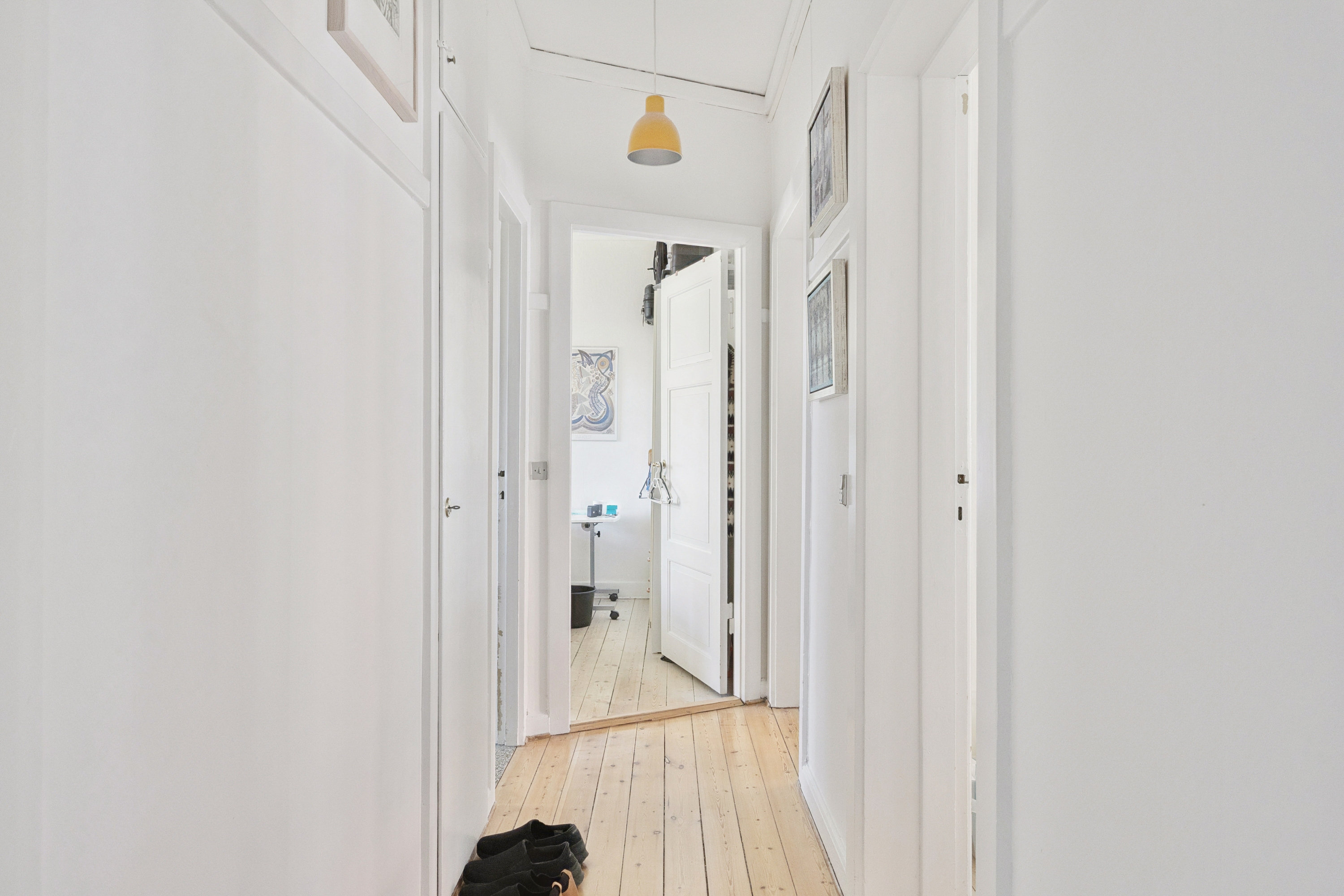 Fremhævet entré billede i fuldskærmstilstand. Billede af Rasmus Rasks Vej 4, 3. th., 2500 Valby