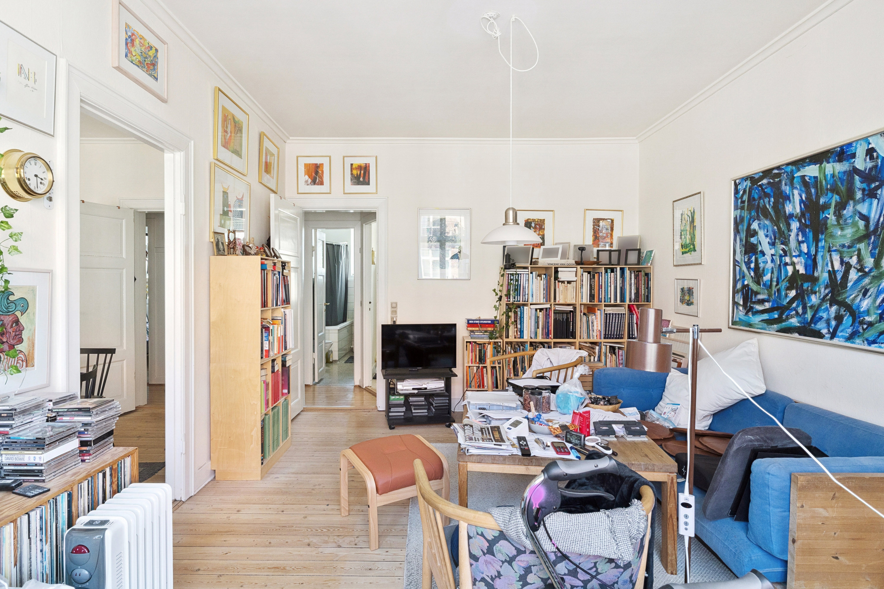 Fremhævet stue billede i fuldskærmstilstand. Billede af Rasmus Rasks Vej 4, 3. th., 2500 Valby