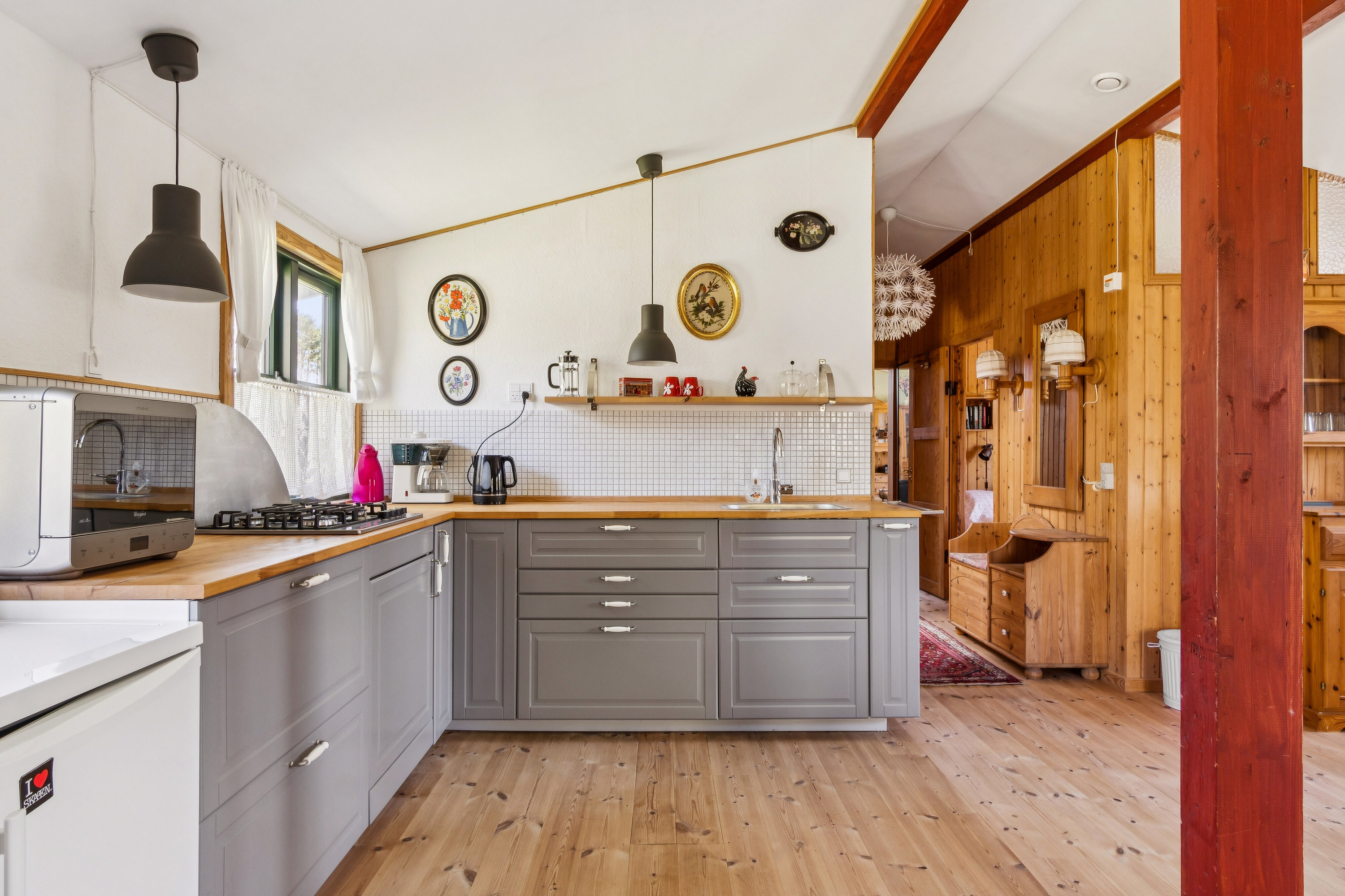 Fremhævet køkken billede i fuldskærmstilstand. Billede af Stenvej 1, Ellinge Lyng, 4560 Vig