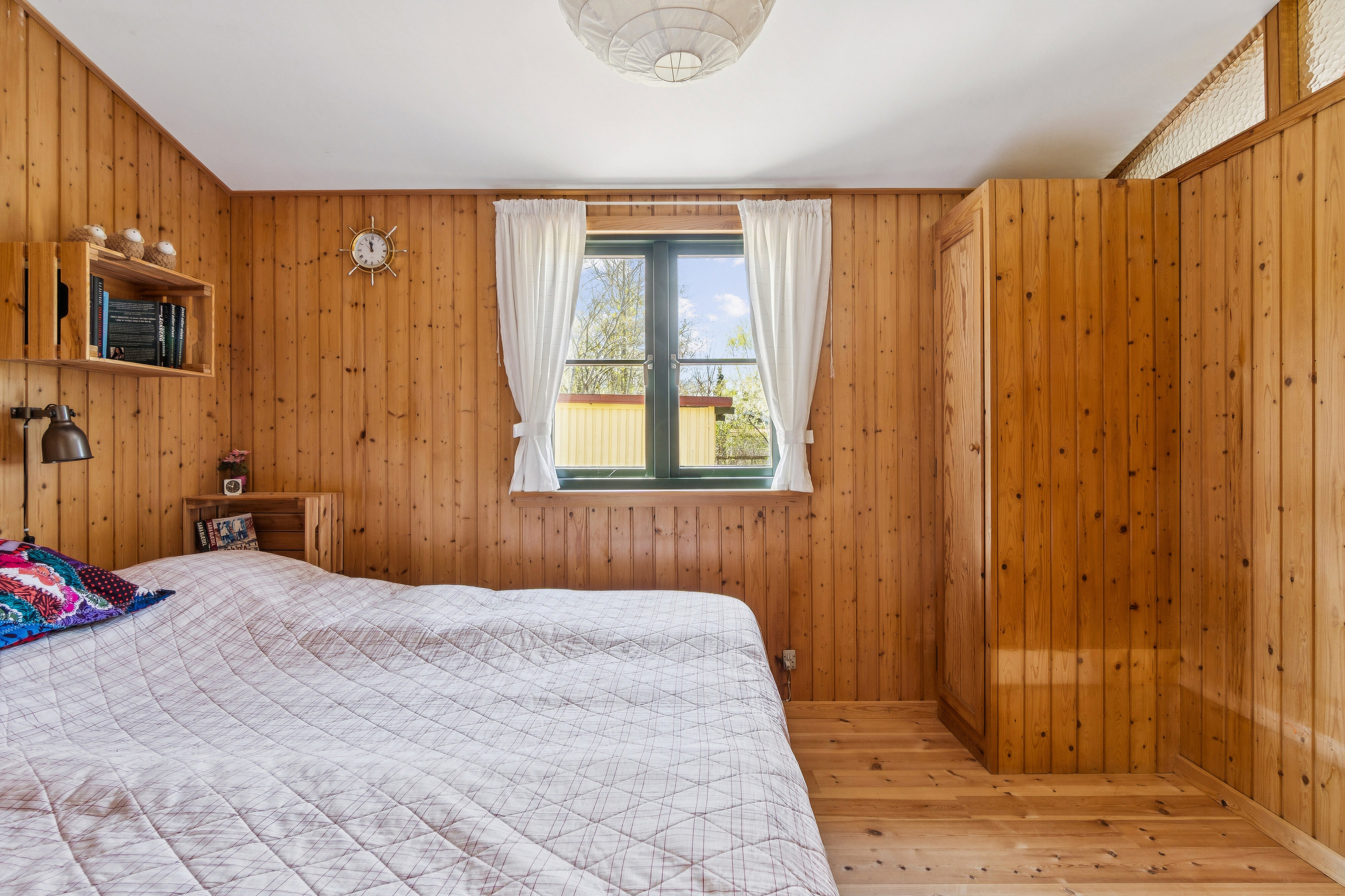 Fremhævet soveværelse billede i fuldskærmstilstand. Billede af Stenvej 1, Ellinge Lyng, 4560 Vig