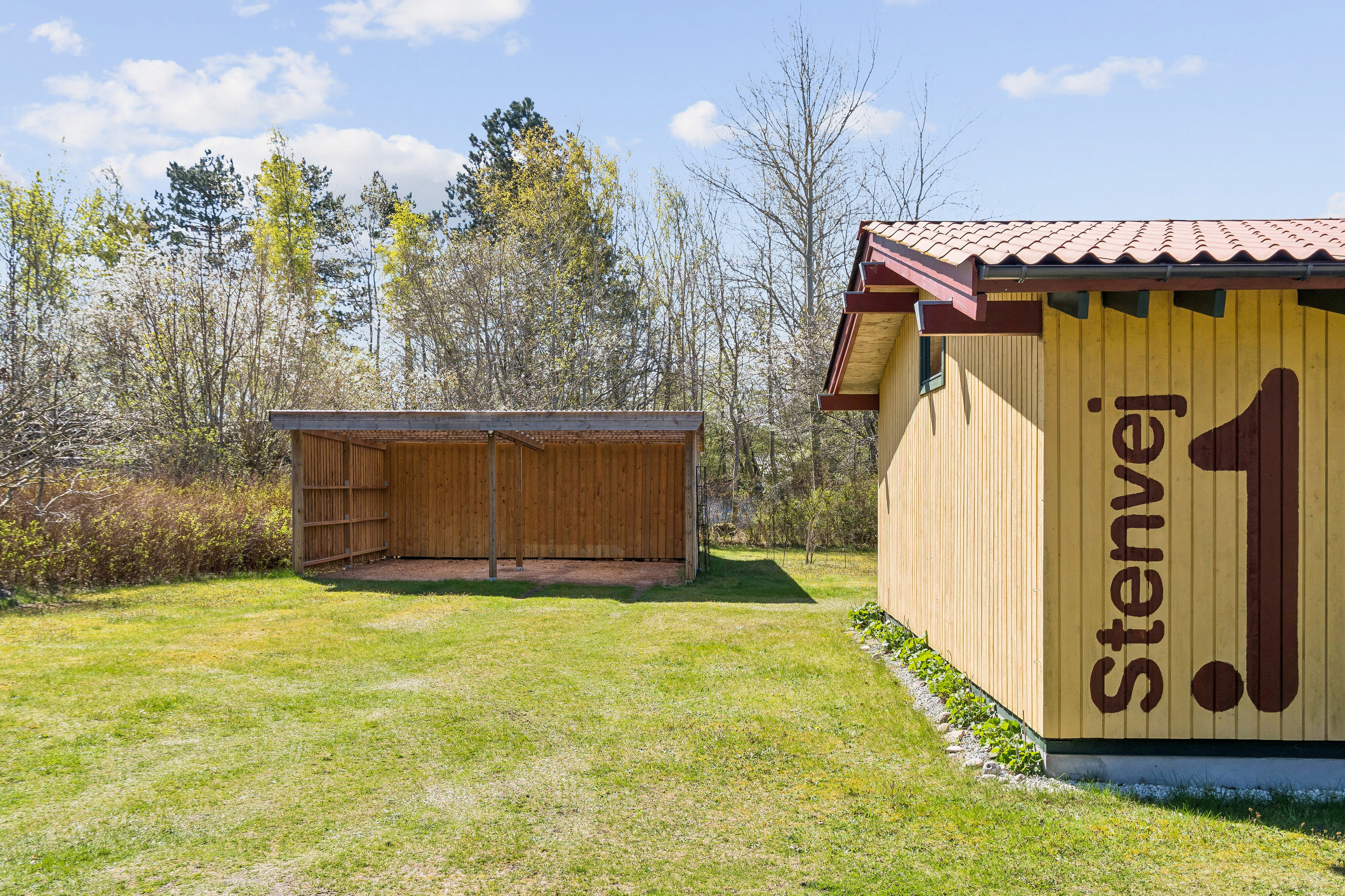 Fremhævet ejendommen billede i fuldskærmstilstand. Billede af Stenvej 1, Ellinge Lyng, 4560 Vig