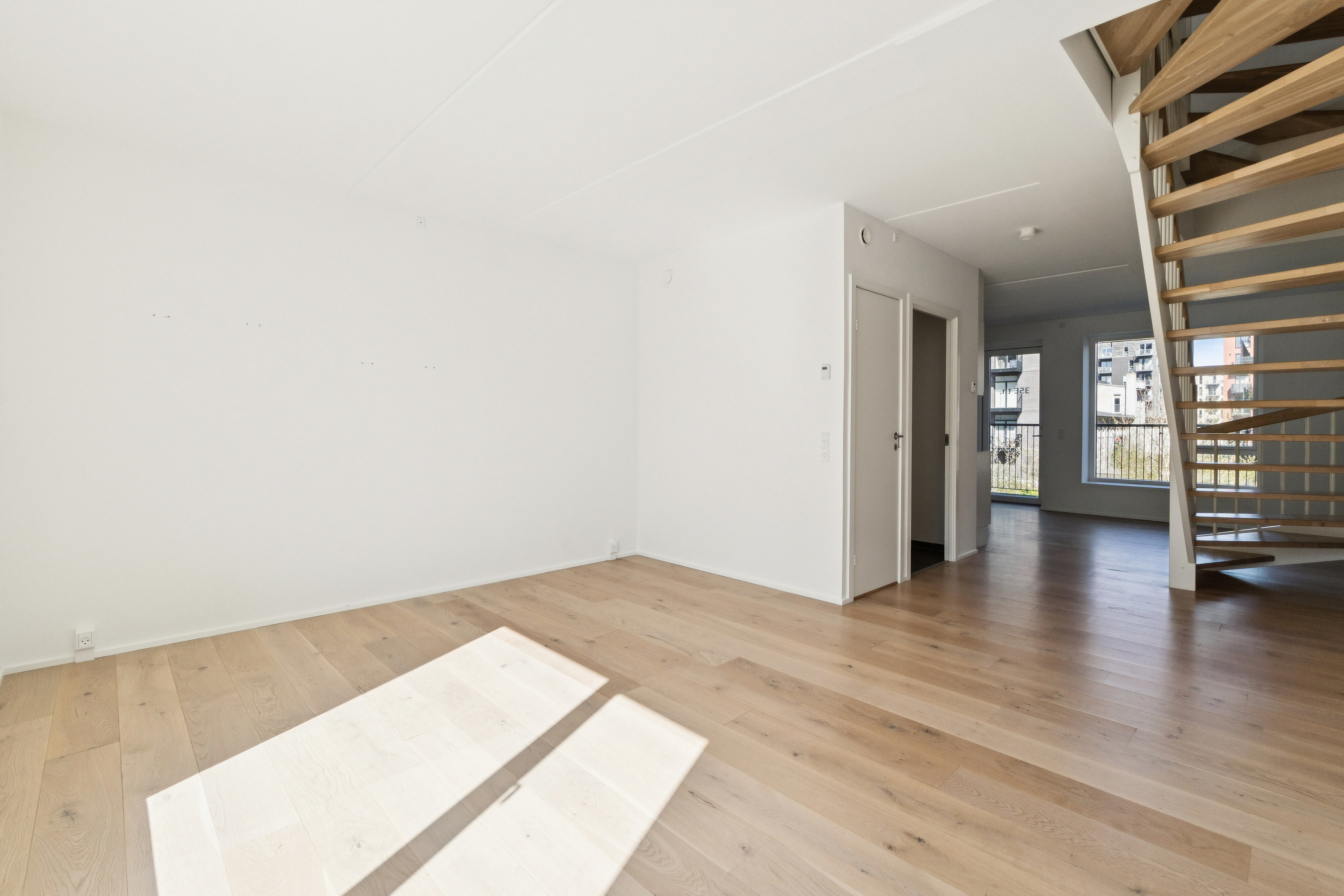 Fremhævet stue billede i fuldskærmstilstand. Billede af Ved Amagerbanen 35E, 1. th., 2300 København S