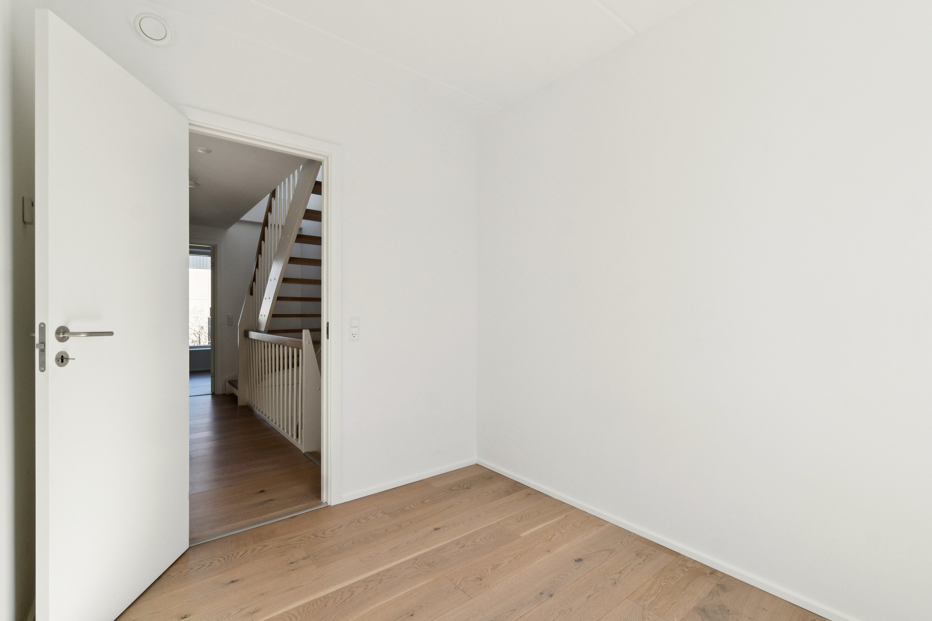 Fremhævet indendørs billede i fuldskærmstilstand. Billede af Ved Amagerbanen 35E, 1. th., 2300 København S