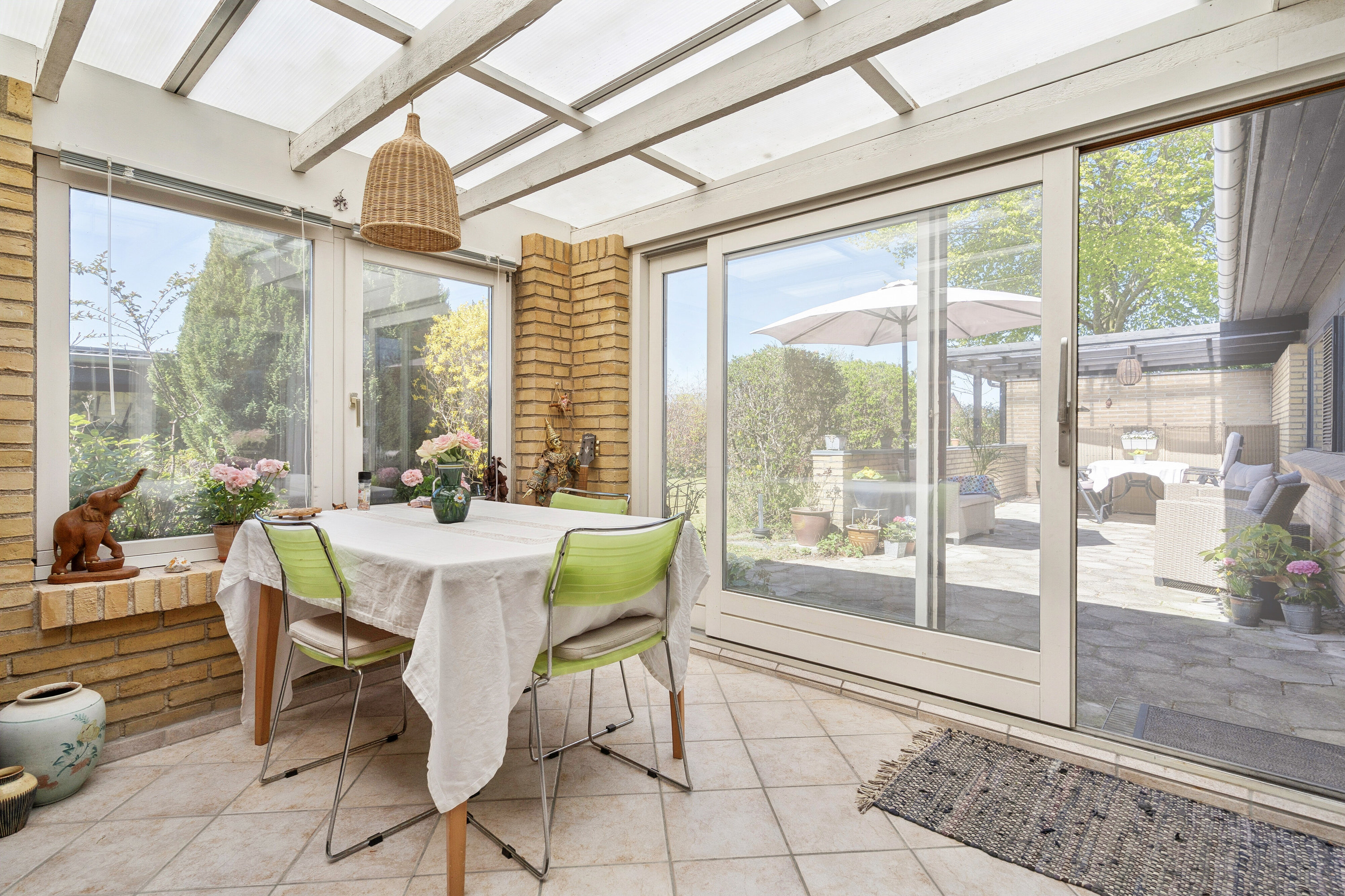 Fremhævet spiseplads billede i fuldskærmstilstand. Billede af Horsevænget 2, 4130 Viby Sjælland