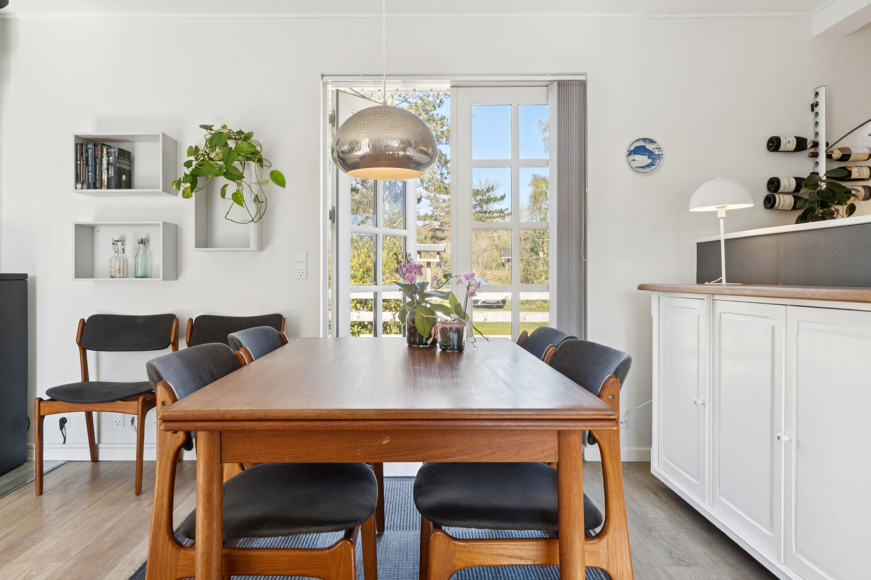 Fremhævet alrum billede i fuldskærmstilstand. Billede af Hermelinvej 10, 3390 Hundested