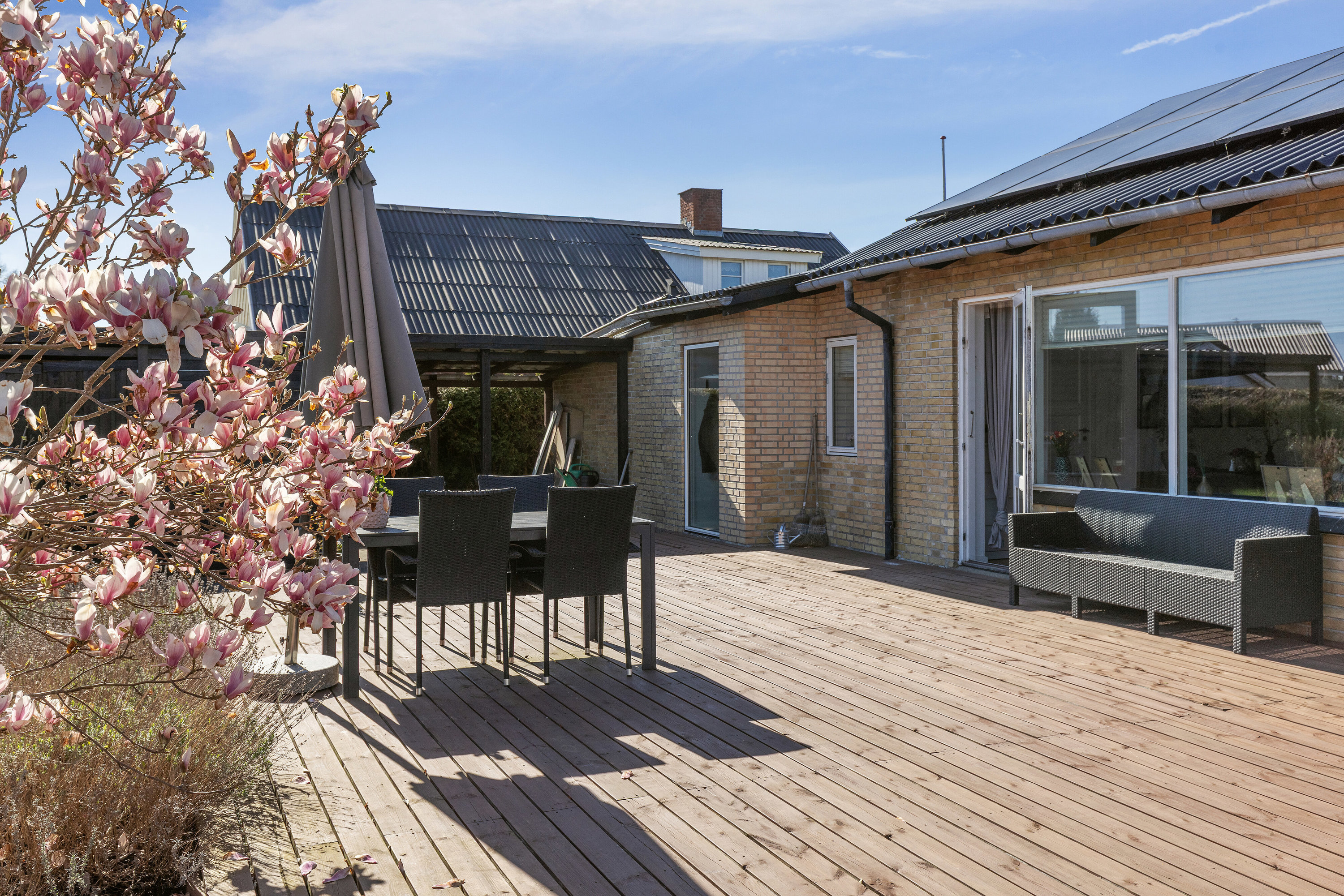 Fremhævet overdækket terrasse billede i fuldskærmstilstand. Billede af Havrebjerg Stationsvej 11, Havrebjerg, 4200 Slagelse