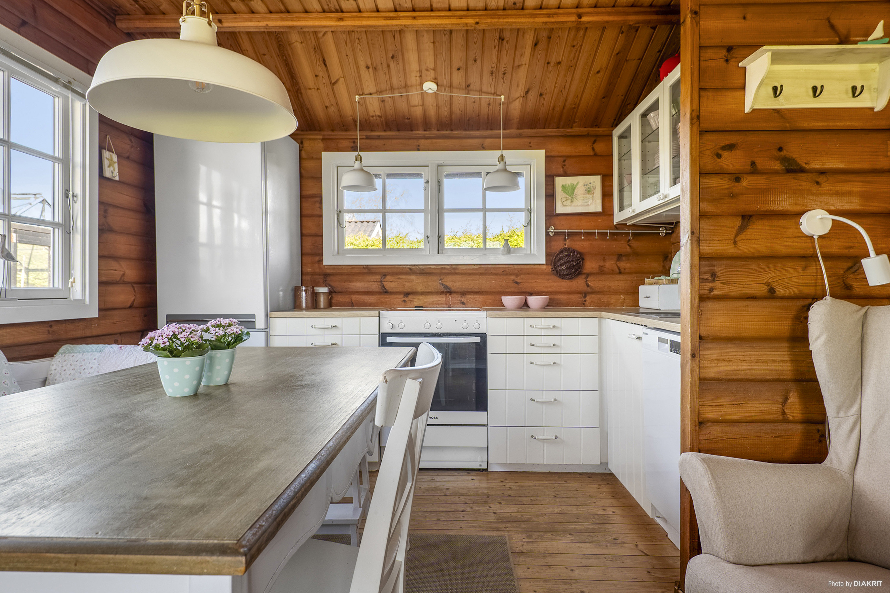 Fremhævet køkken billede i fuldskærmstilstand. Billede af Hasselvænget 17, Dyngby Strand, 8300 Odder