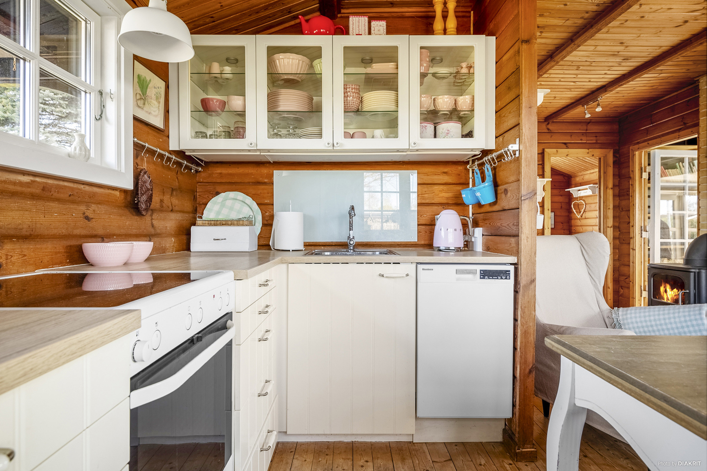 Fremhævet køkken billede i fuldskærmstilstand. Billede af Hasselvænget 17, Dyngby Strand, 8300 Odder