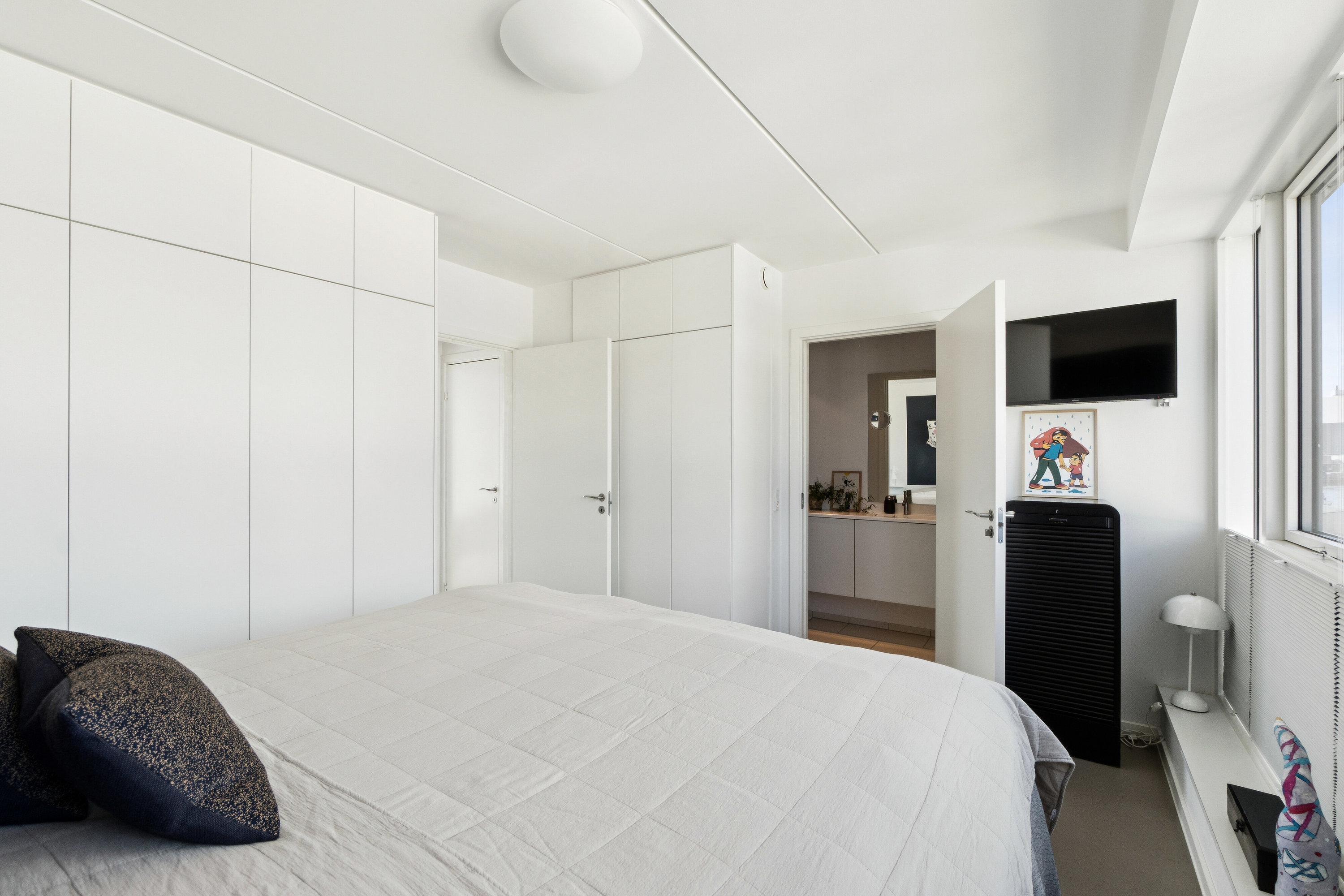 Fremhævet soveværelse billede i fuldskærmstilstand. Billede af Rundholtsvej 41, 2300 København S