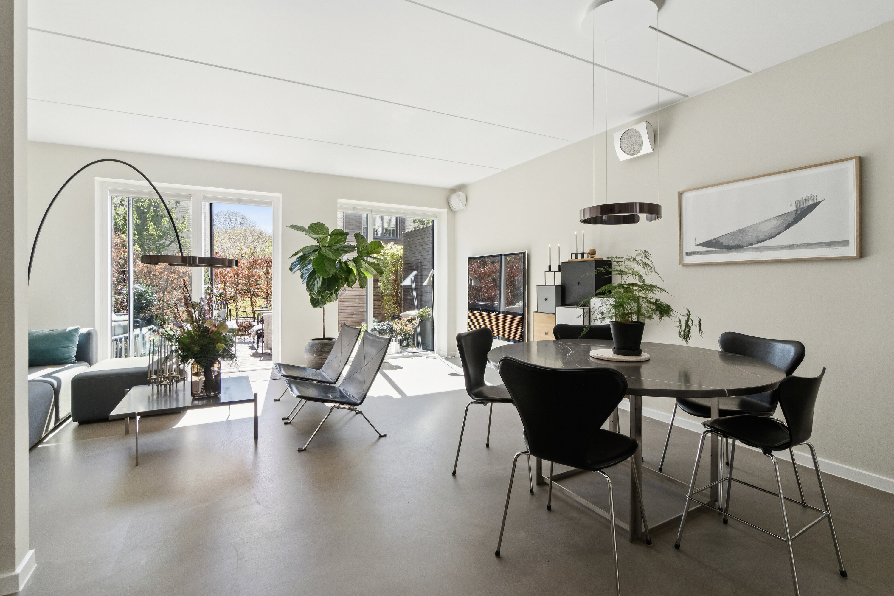 Fremhævet indendørs billede i fuldskærmstilstand. Billede af Rundholtsvej 41, 2300 København S