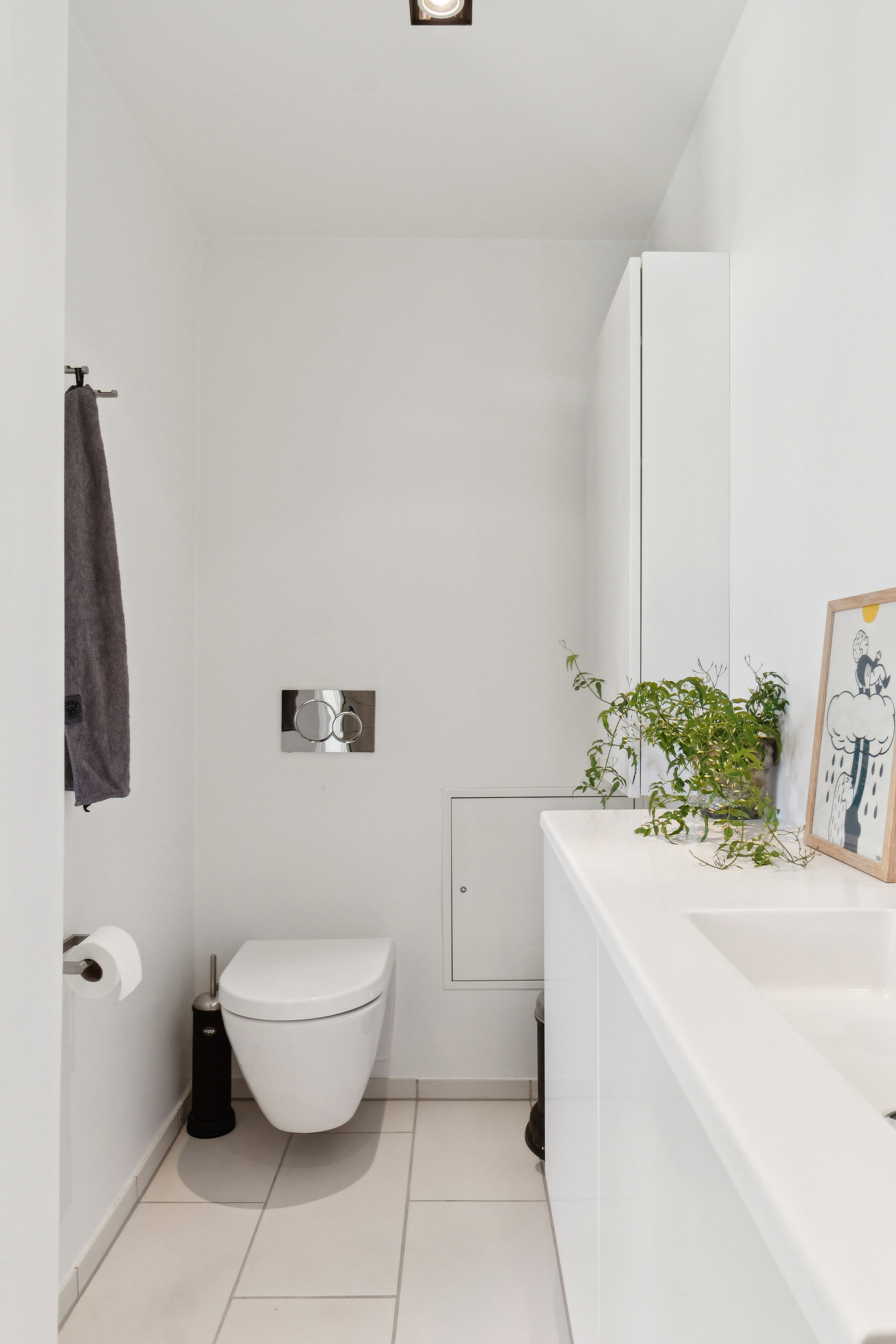 Fremhævet badeværelse billede i fuldskærmstilstand. Billede af Rundholtsvej 41, 2300 København S