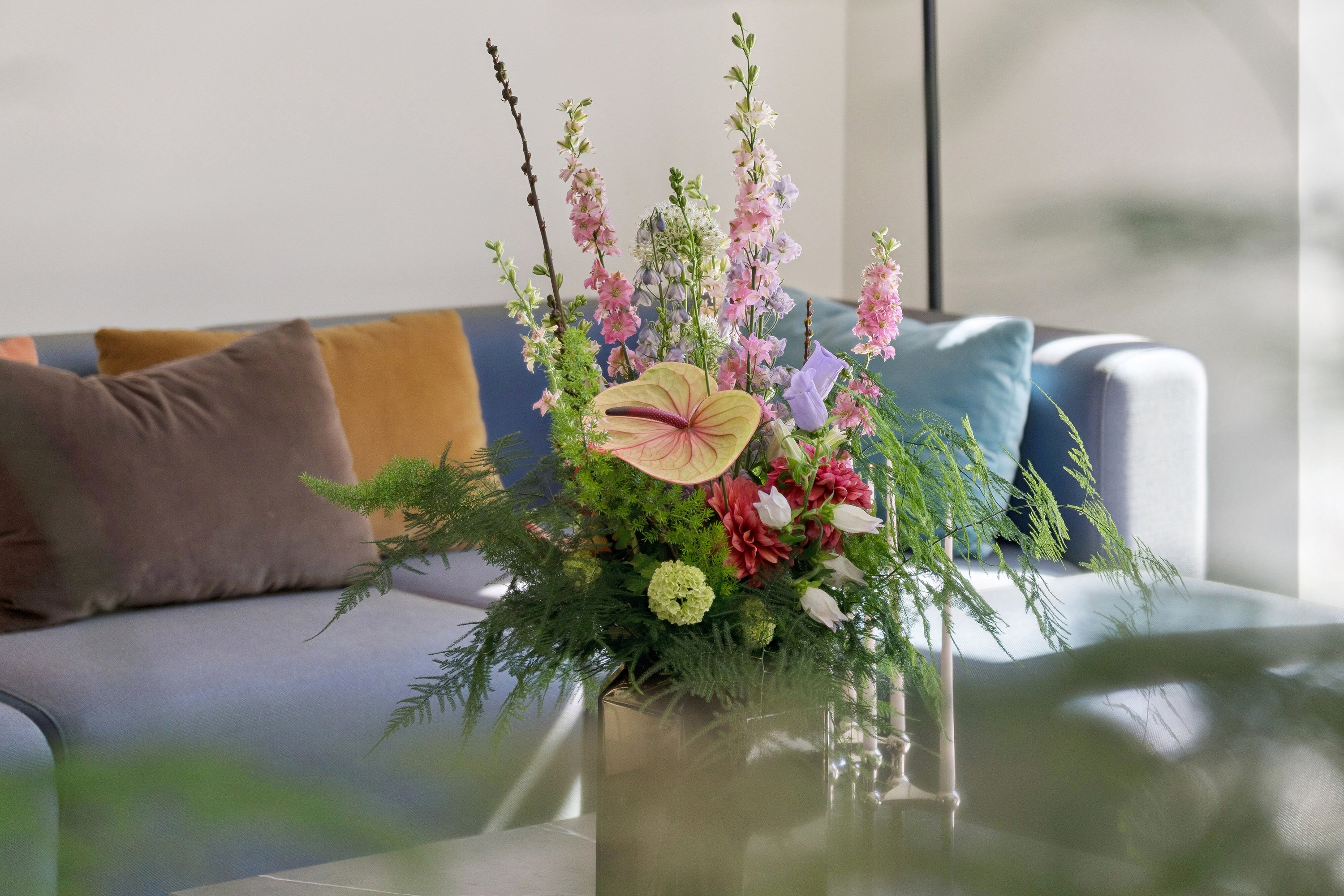 Fremhævet stue billede i fuldskærmstilstand. Billede af Rundholtsvej 41, 2300 København S