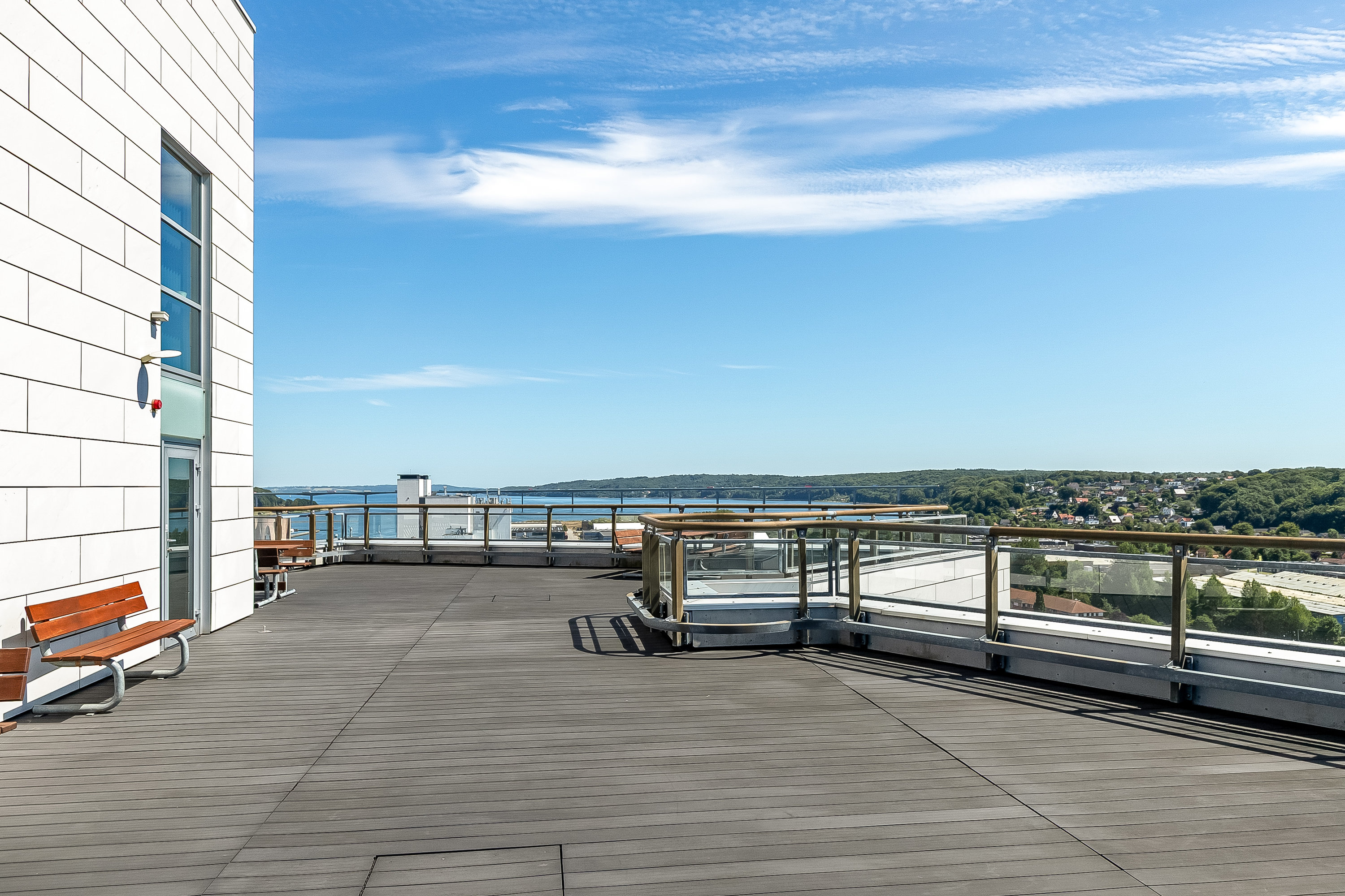 Fremhævet tagterrasse billede i fuldskærmstilstand. Billede af Den Hvide Facet 1, 5. c., Centrum, 7100 Vejle