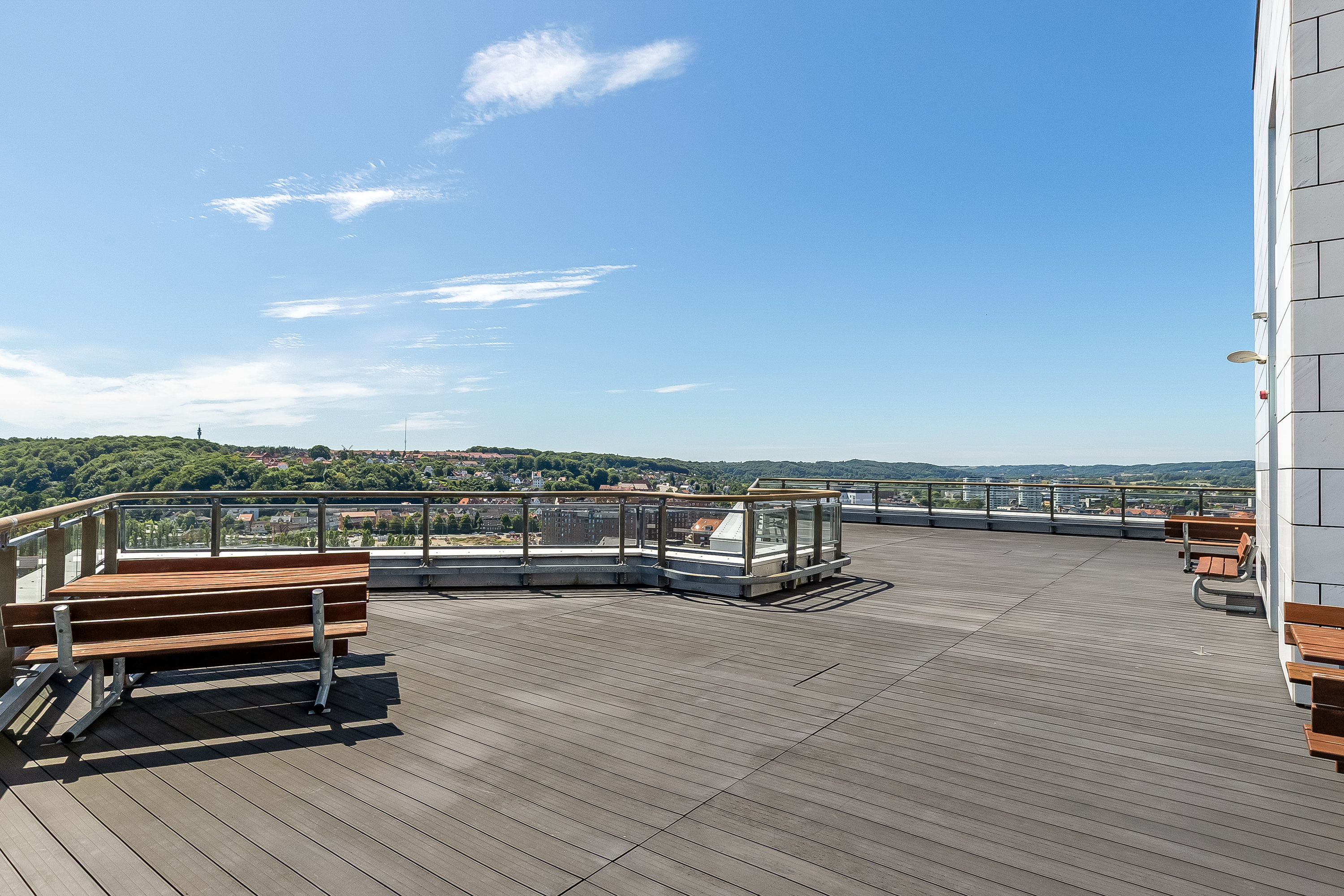 Fremhævet tagterrasse billede i fuldskærmstilstand. Billede af Den Hvide Facet 1, 5. c., Centrum, 7100 Vejle