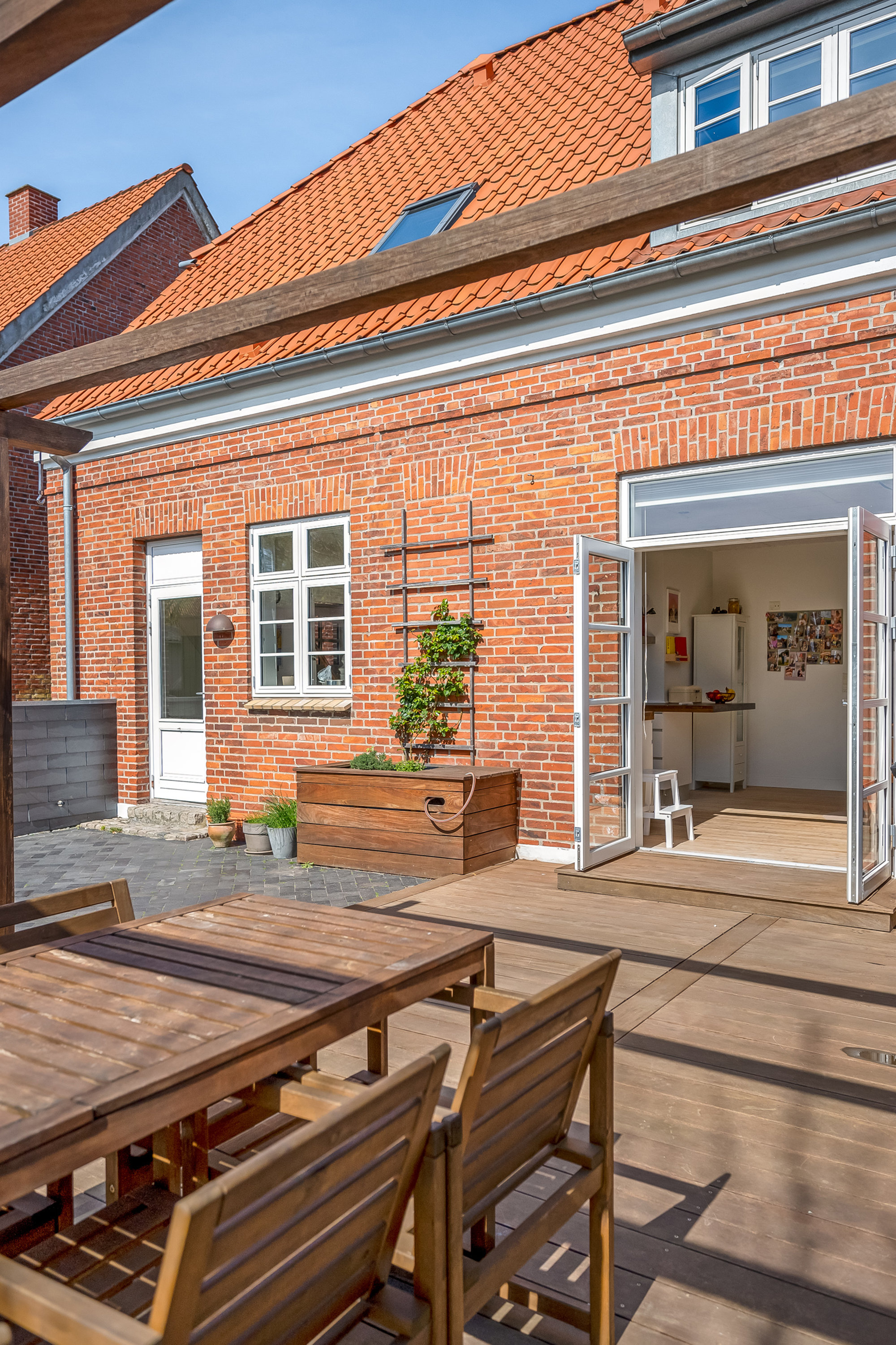 Fremhævet terrasse billede i fuldskærmstilstand. Billede af Stausvej 11, 6800 Varde